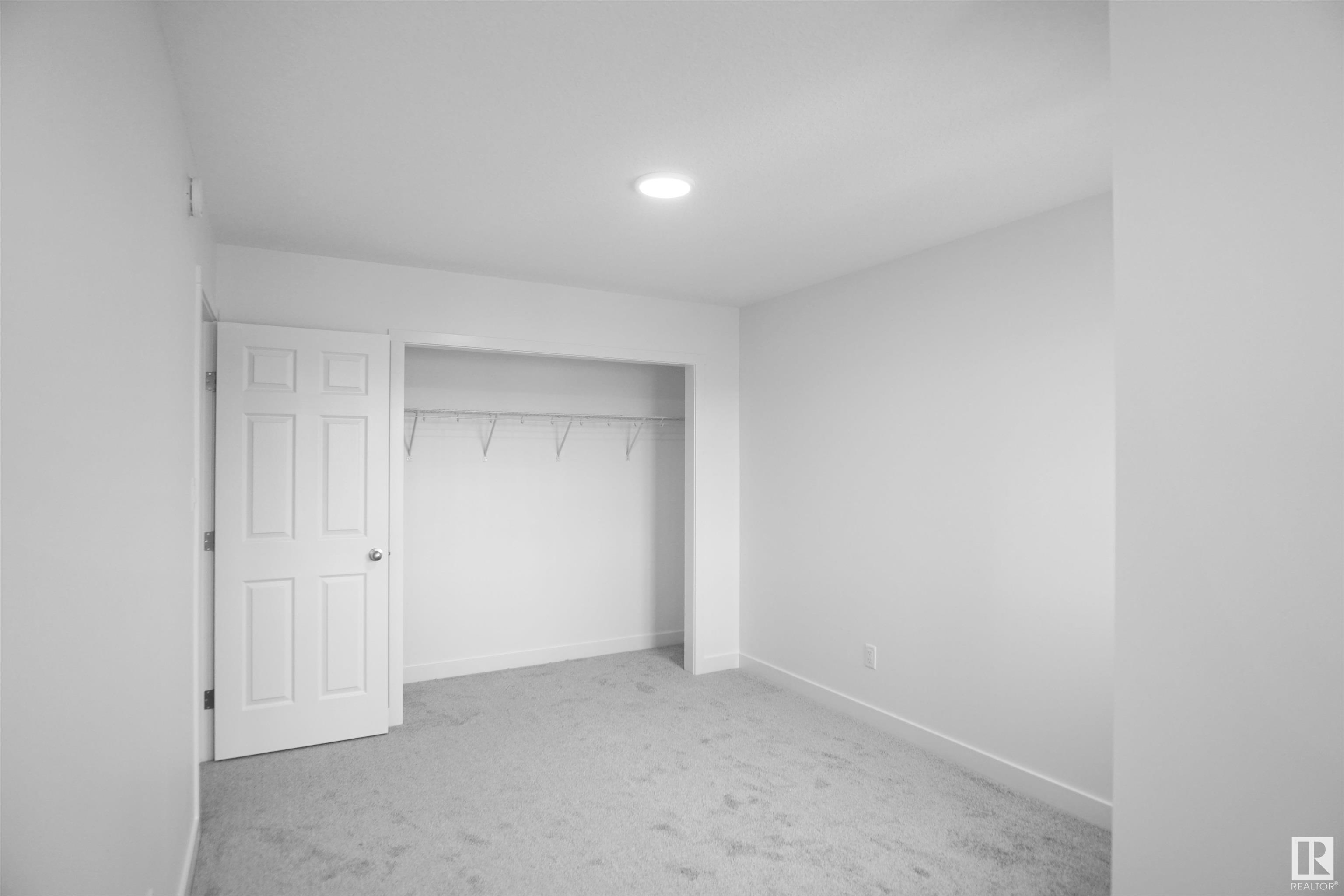      286 SUNLAND WY , Sherwood Park,  ,T8H 2X7 ;  Listing Number: MLS E4415234
