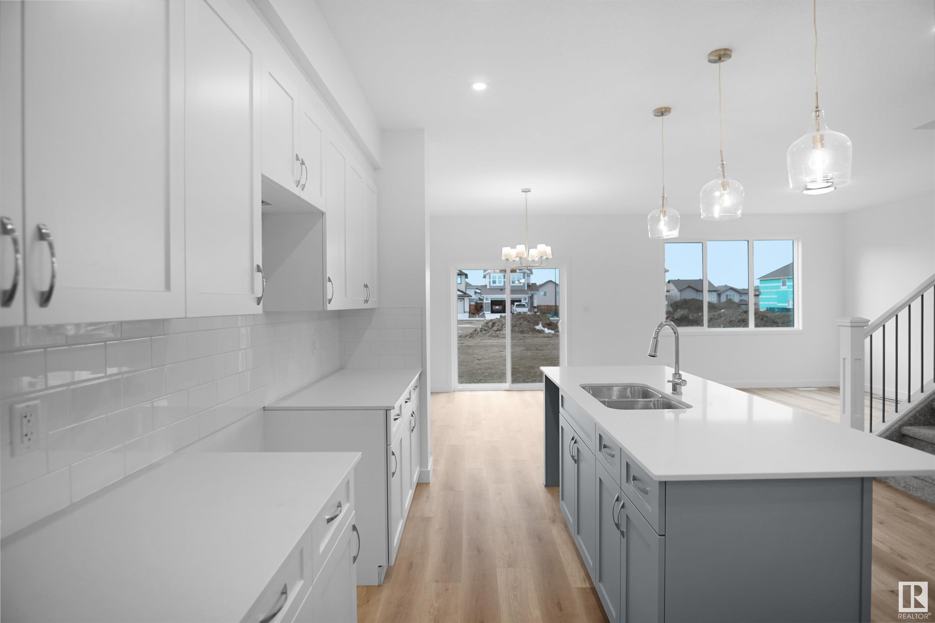      286 SUNLAND WY , Sherwood Park,  ,T8H 2X7 ;  Listing Number: MLS E4415234