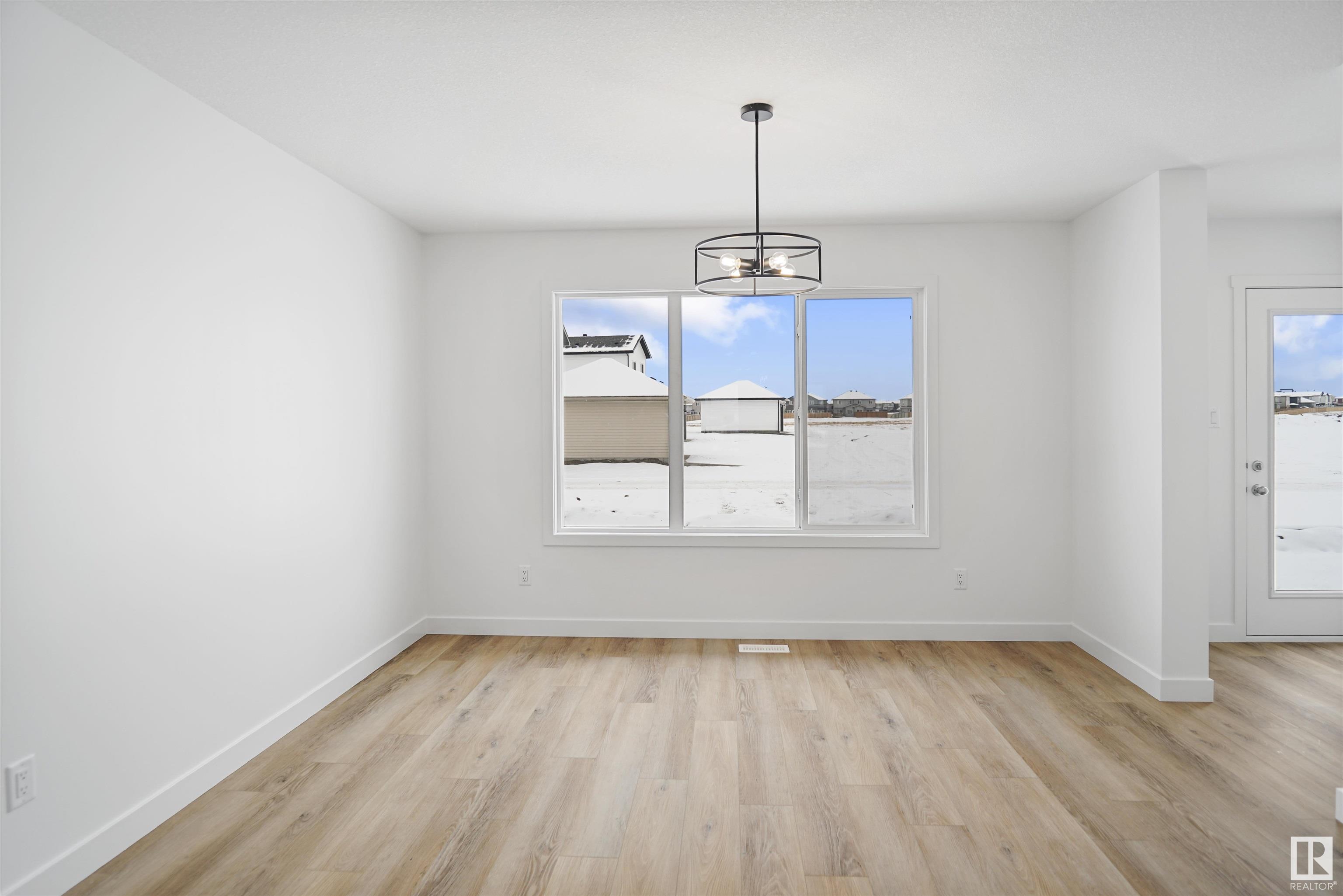      165 SUNLAND WY , Sherwood Park,  ,T8H 2Y7 ;  Listing Number: MLS E4415236