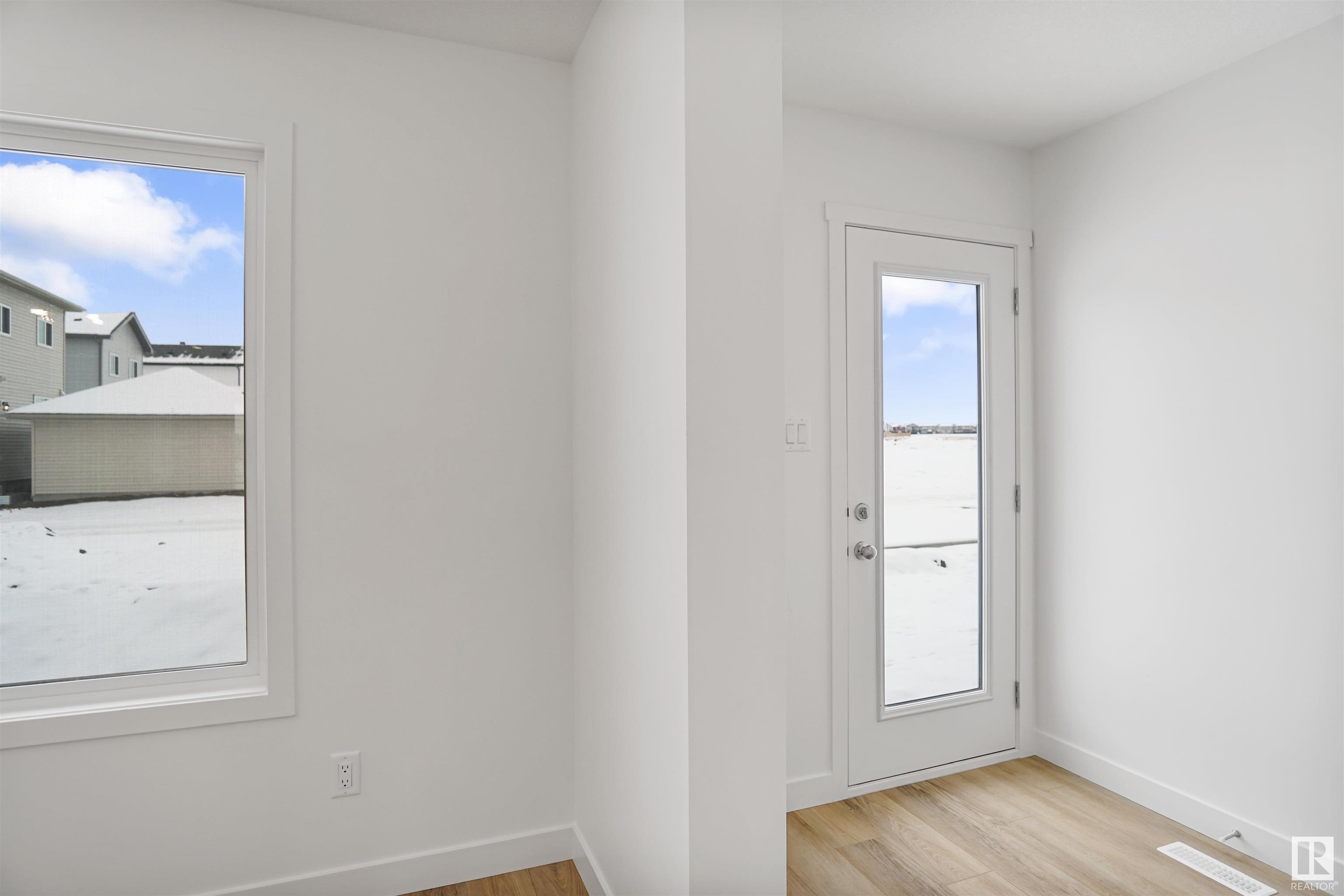      165 SUNLAND WY , Sherwood Park,  ,T8H 2Y7 ;  Listing Number: MLS E4415236