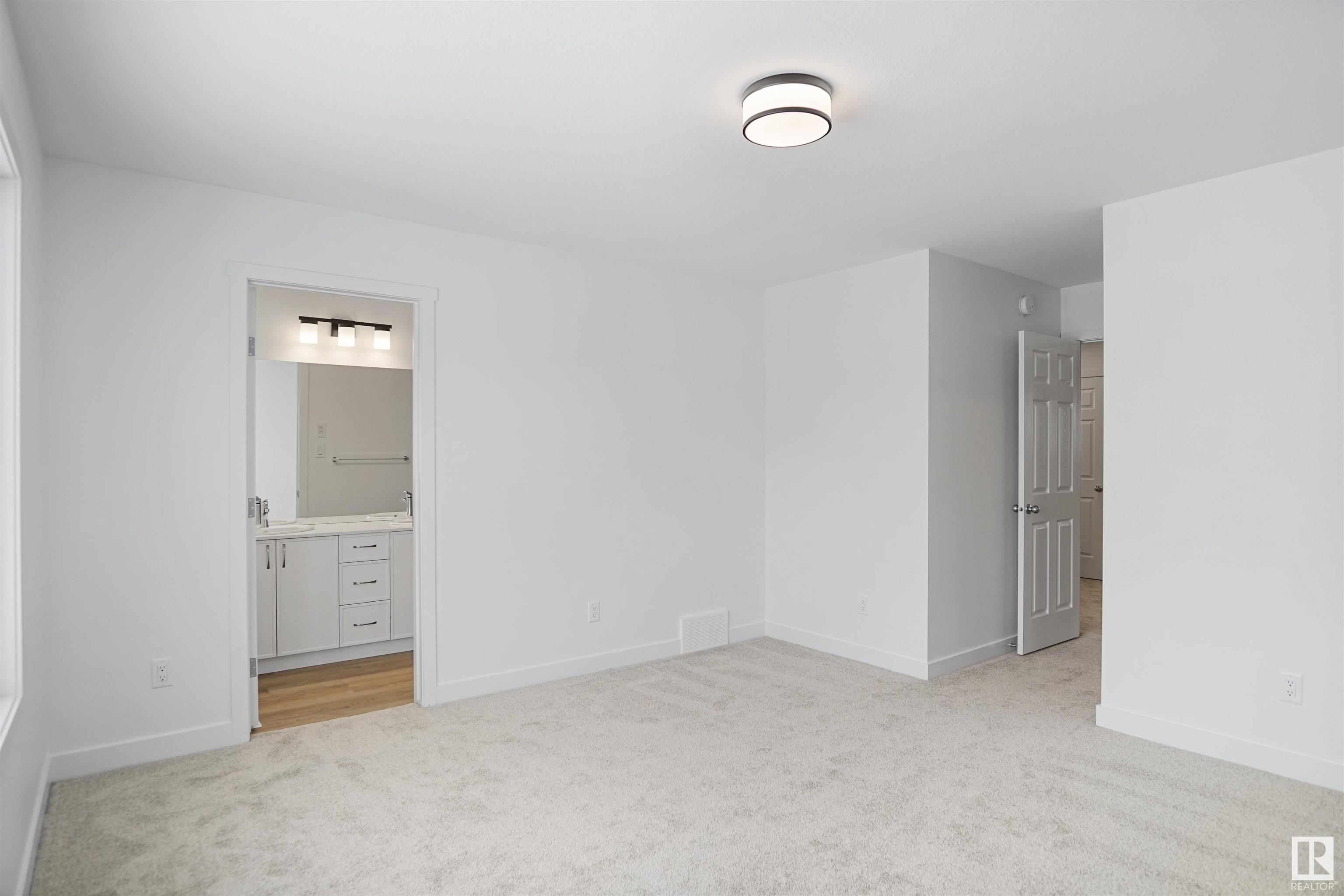      165 SUNLAND WY , Sherwood Park,  ,T8H 2Y7 ;  Listing Number: MLS E4415236