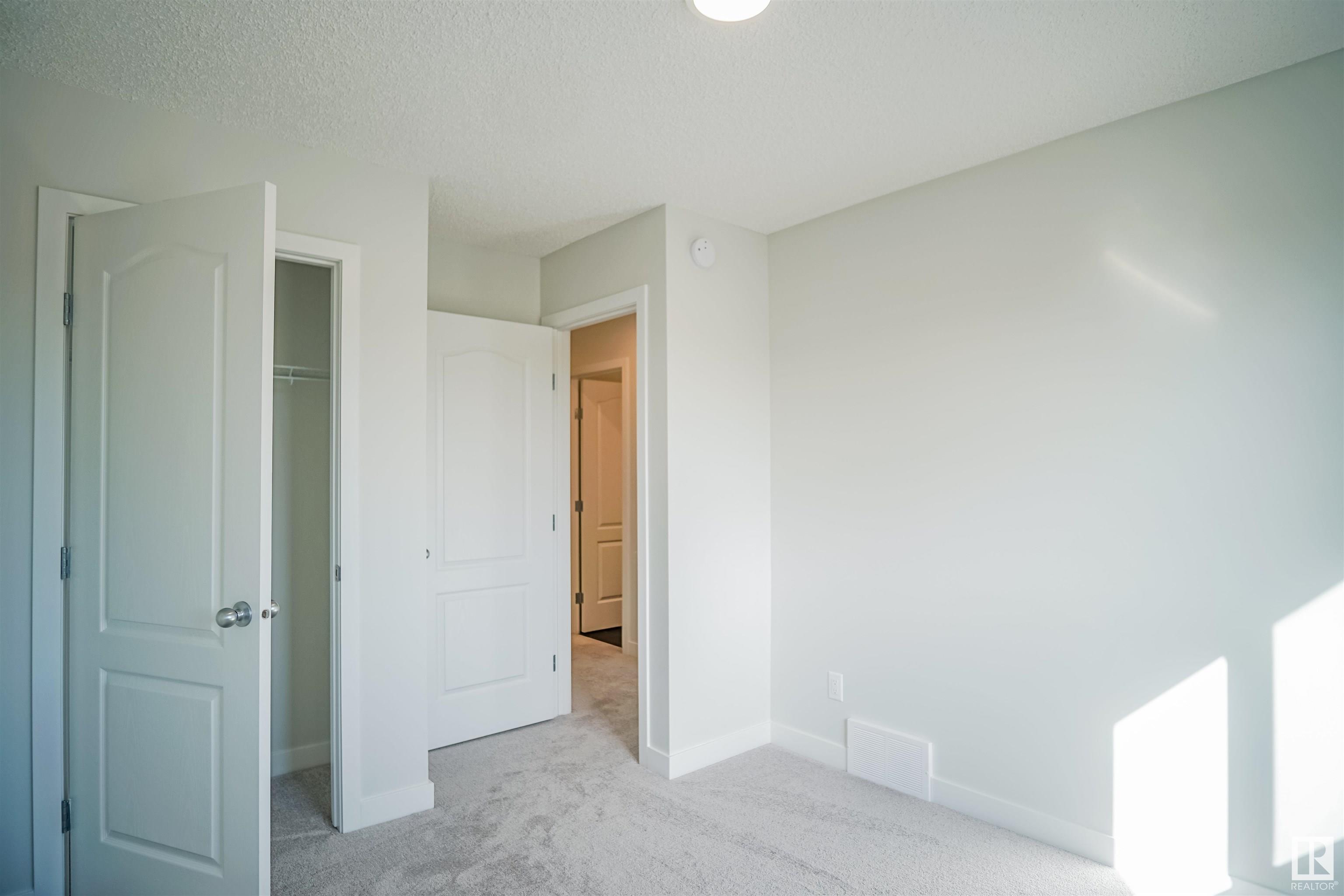      275 SUNLAND WY , Sherwood Park,  ,T8H 2Y7 ;  Listing Number: MLS E4415237