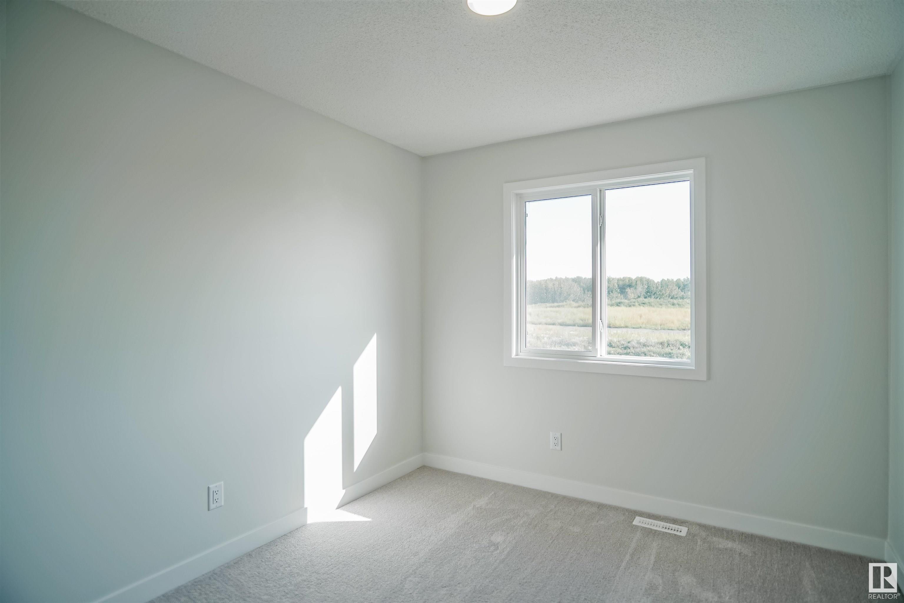      275 SUNLAND WY , Sherwood Park,  ,T8H 2Y7 ;  Listing Number: MLS E4415237