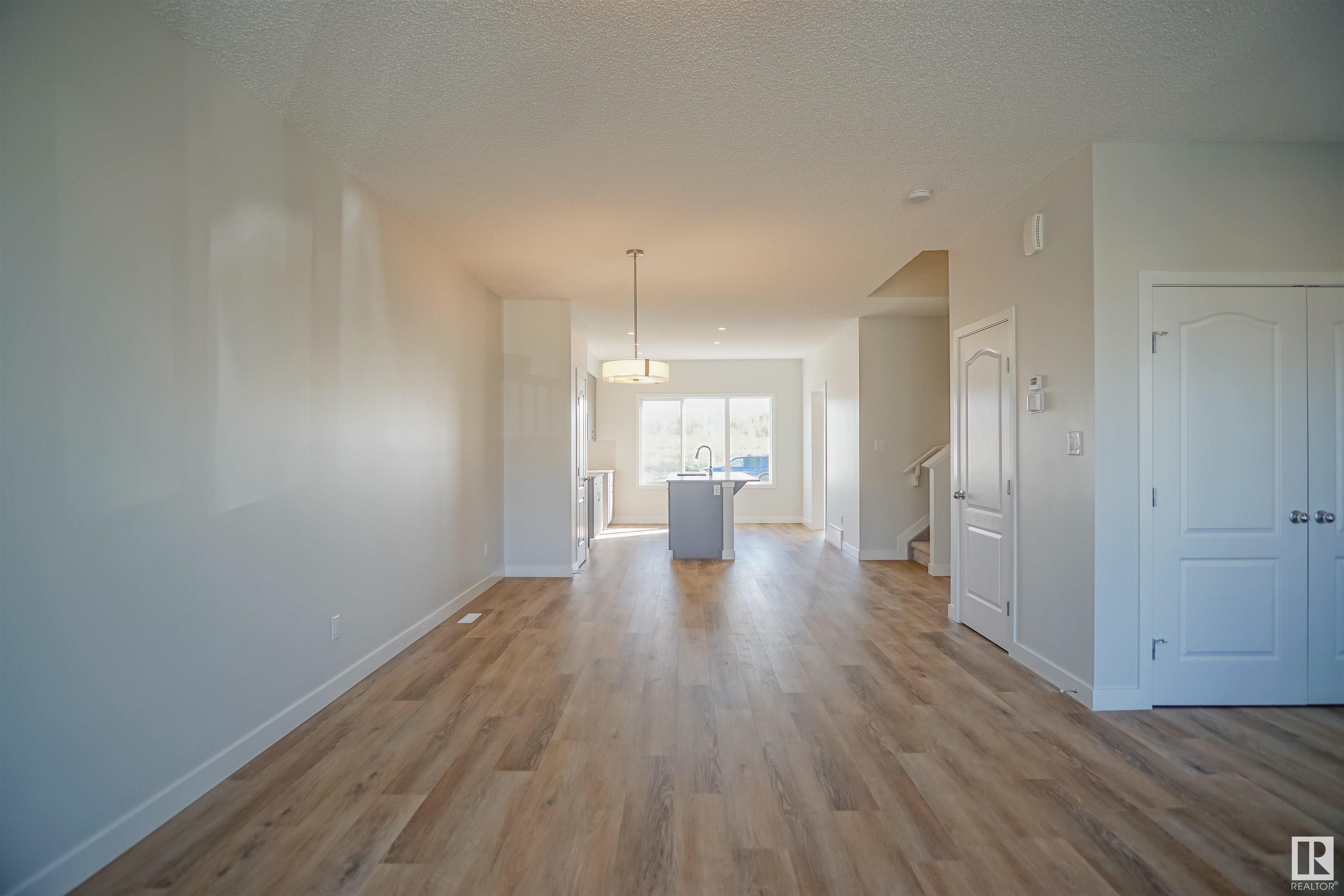      275 SUNLAND WY , Sherwood Park,  ,T8H 2Y7 ;  Listing Number: MLS E4415237