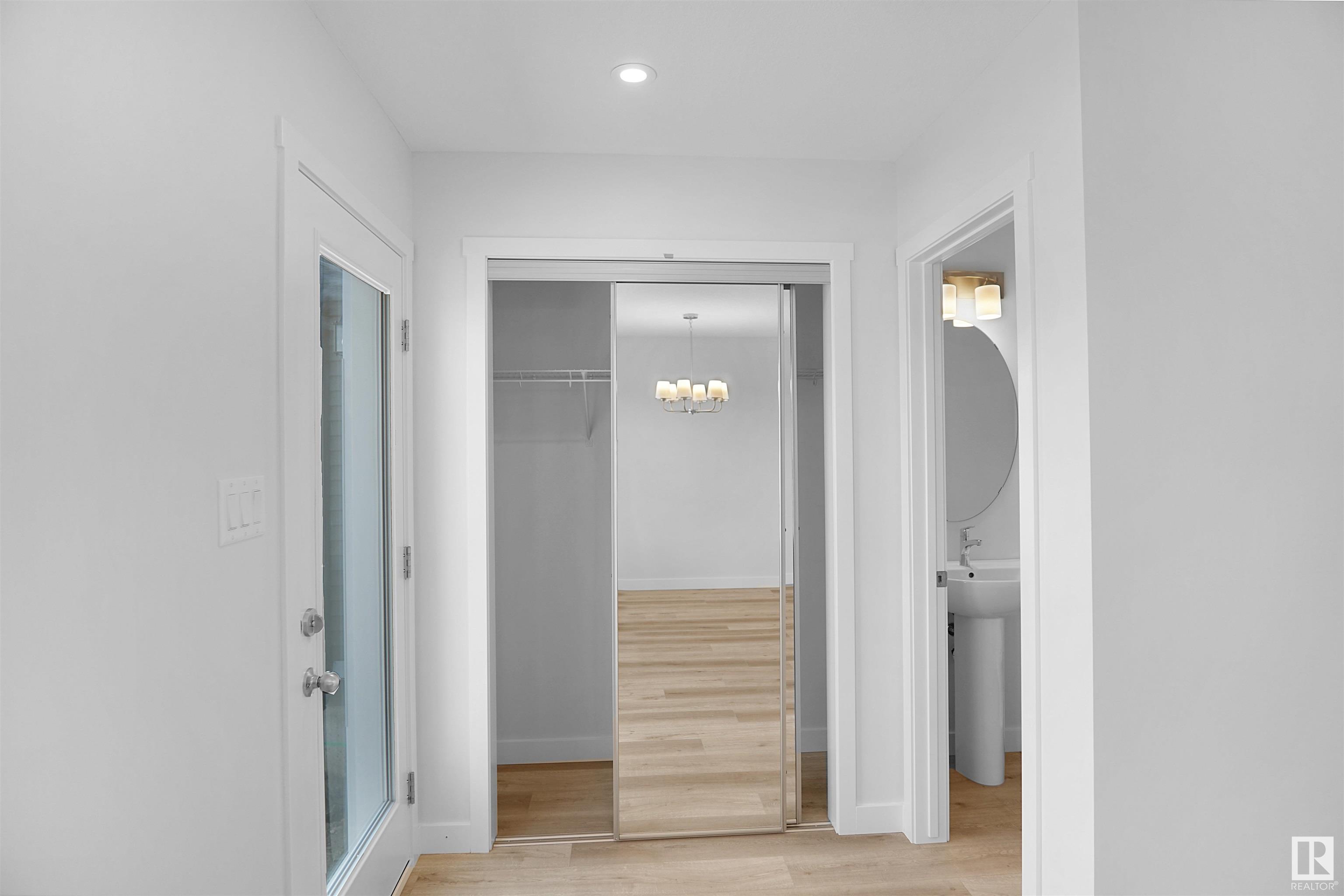      279 SUNLAND WY , Sherwood Park,  ,T8H 2Y7 ;  Listing Number: MLS E4415238