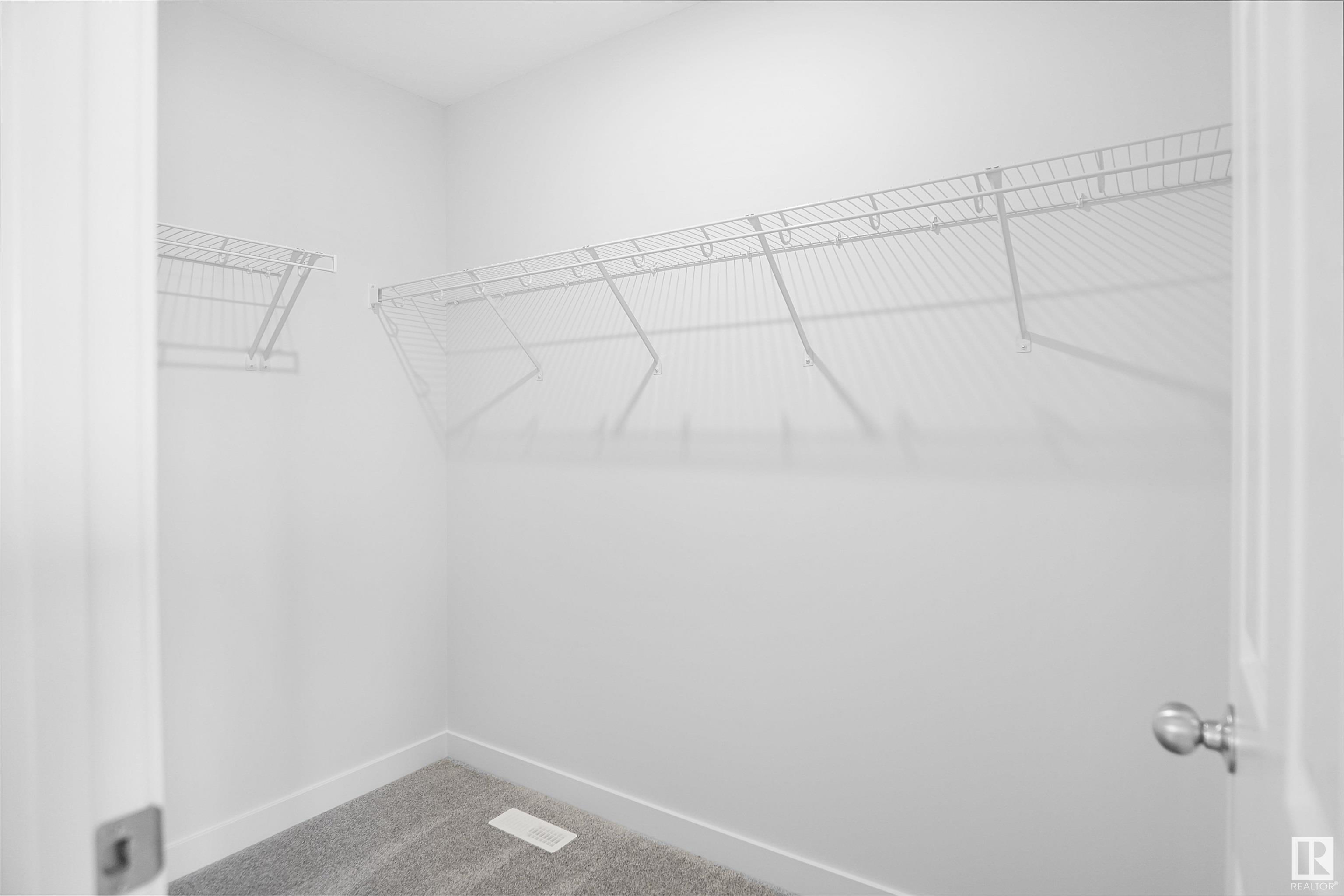      279 SUNLAND WY , Sherwood Park,  ,T8H 2Y7 ;  Listing Number: MLS E4415238