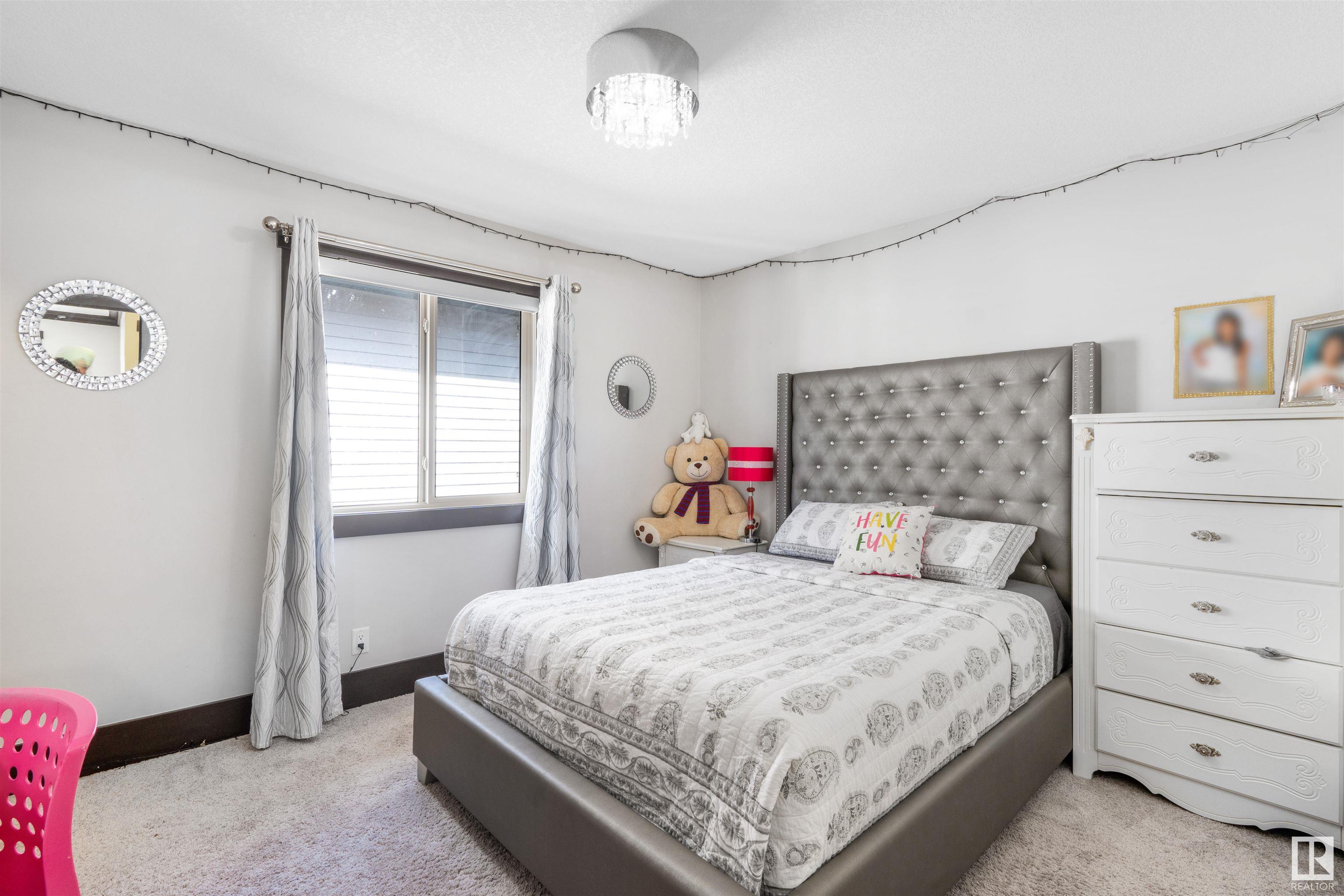      3223 ALLAN WY SW , Edmonton,  ,T6W 2L8 ;  Listing Number: MLS E4415239