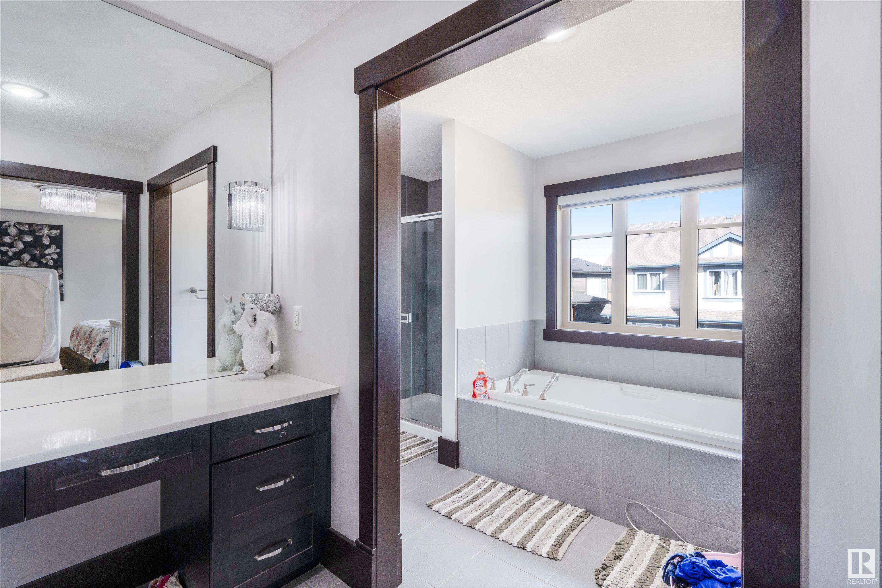      3223 ALLAN WY SW , Edmonton,  ,T6W 2L8 ;  Listing Number: MLS E4415239