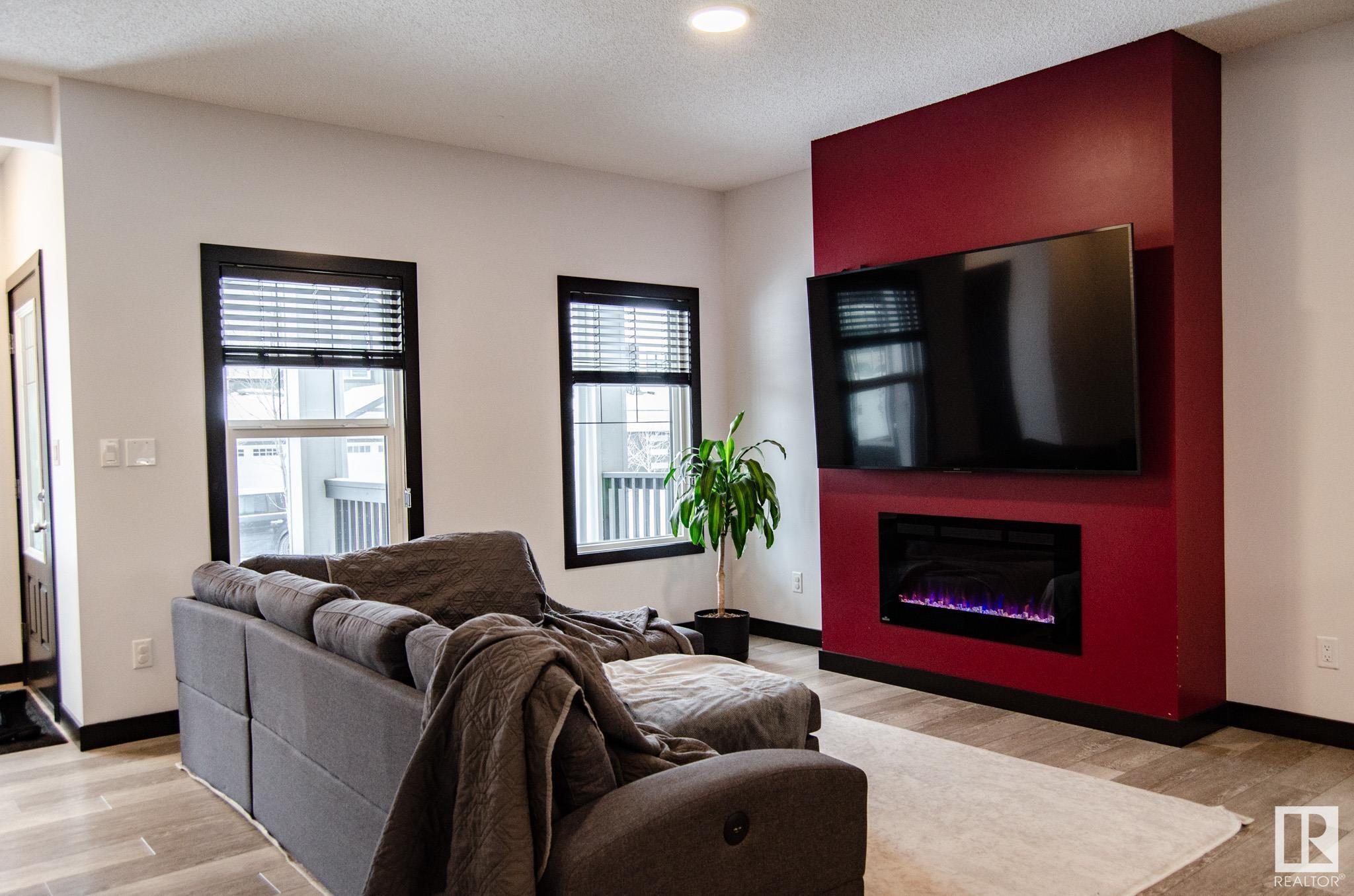      6621 47 AV , Beaumont,  ,T4X 1Z9 ;  Listing Number: MLS E4415281