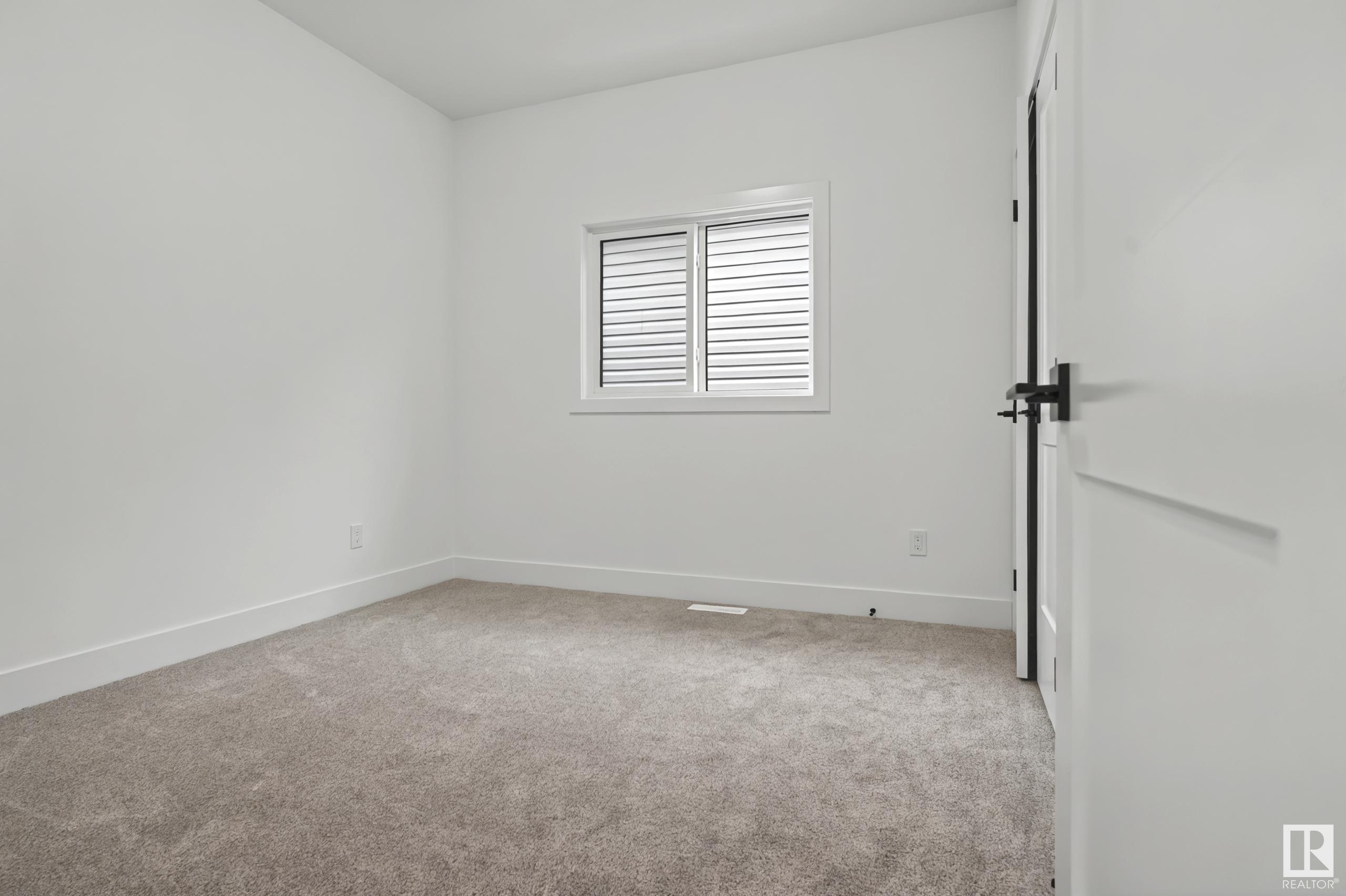      276 166 AV NE , Edmonton,  ,T5Y 4J2 ;  Listing Number: MLS E4415290