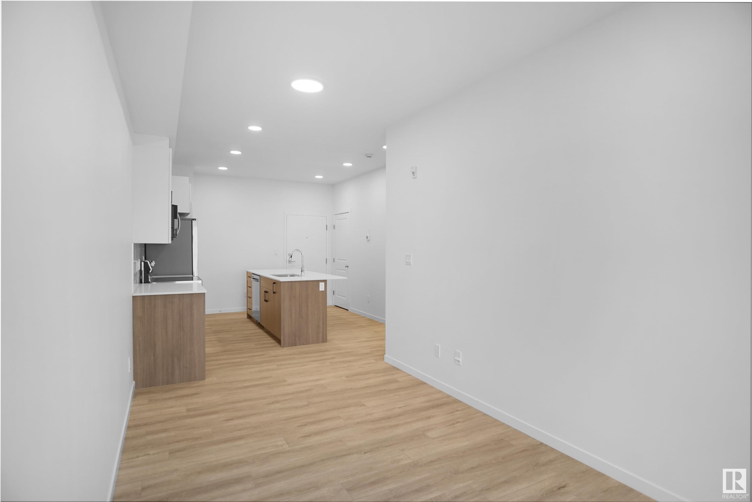      #301 9227 228 ST NW , Edmonton,  ,T5T 7R9 ;  Listing Number: MLS E4415294