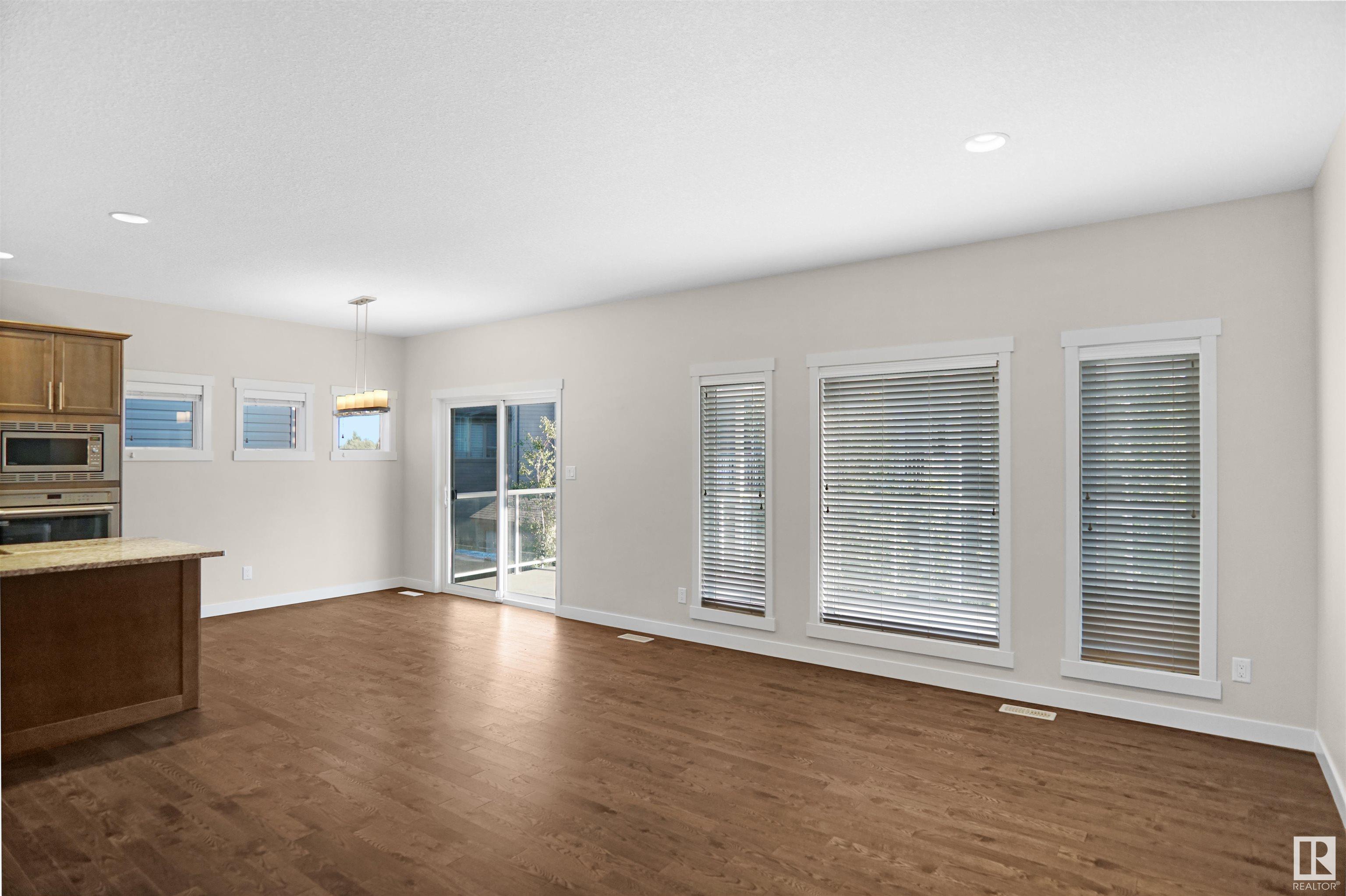      20519 97 AV NW , Edmonton,  ,T5T 4V7 ;  Listing Number: MLS E4415306