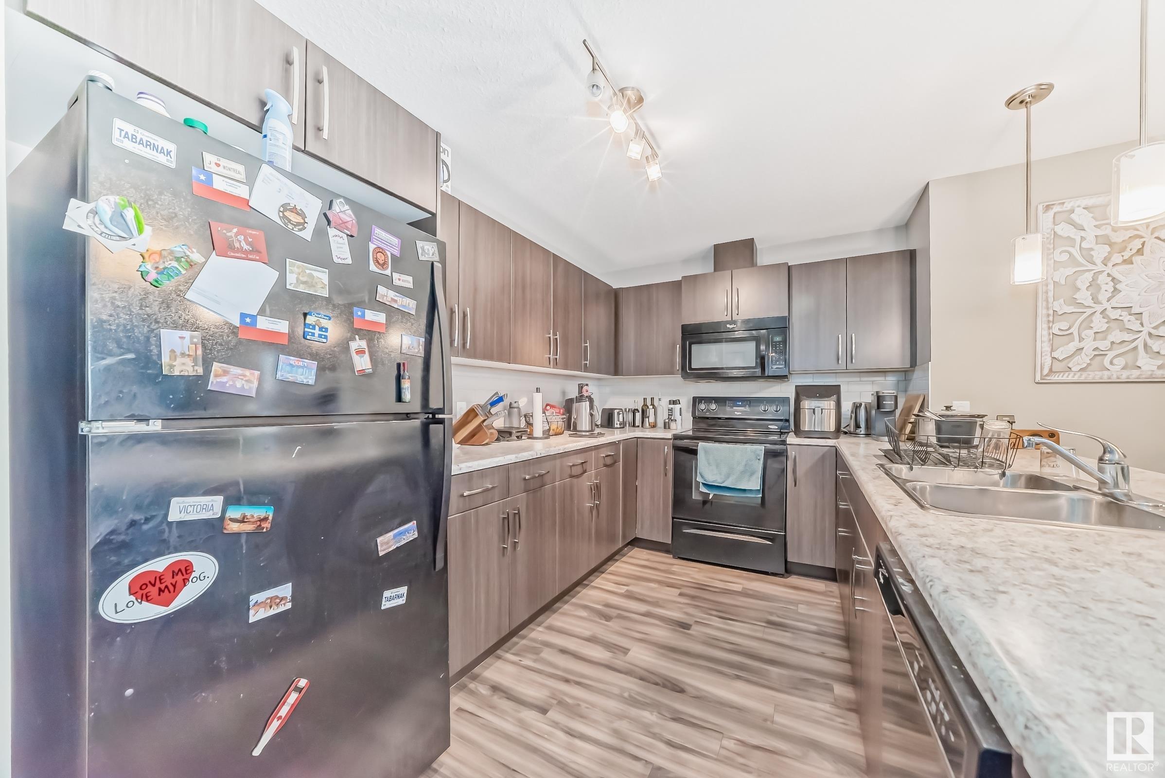      #205 3670 139 AV NW , Edmonton,  ,T5Y 3N5 ;  Listing Number: MLS E4415336