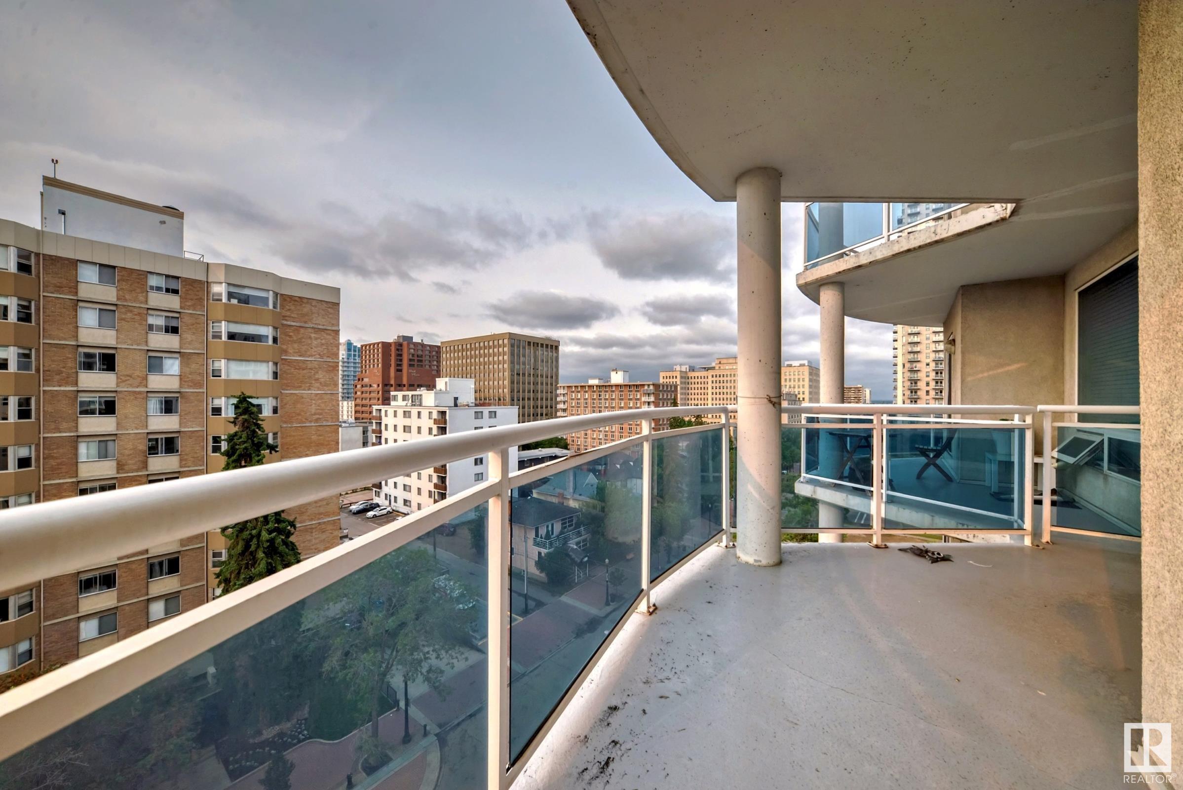      #803 10504 99 AV NW , Edmonton,  ,T5K 1B2 ;  Listing Number: MLS E4415390