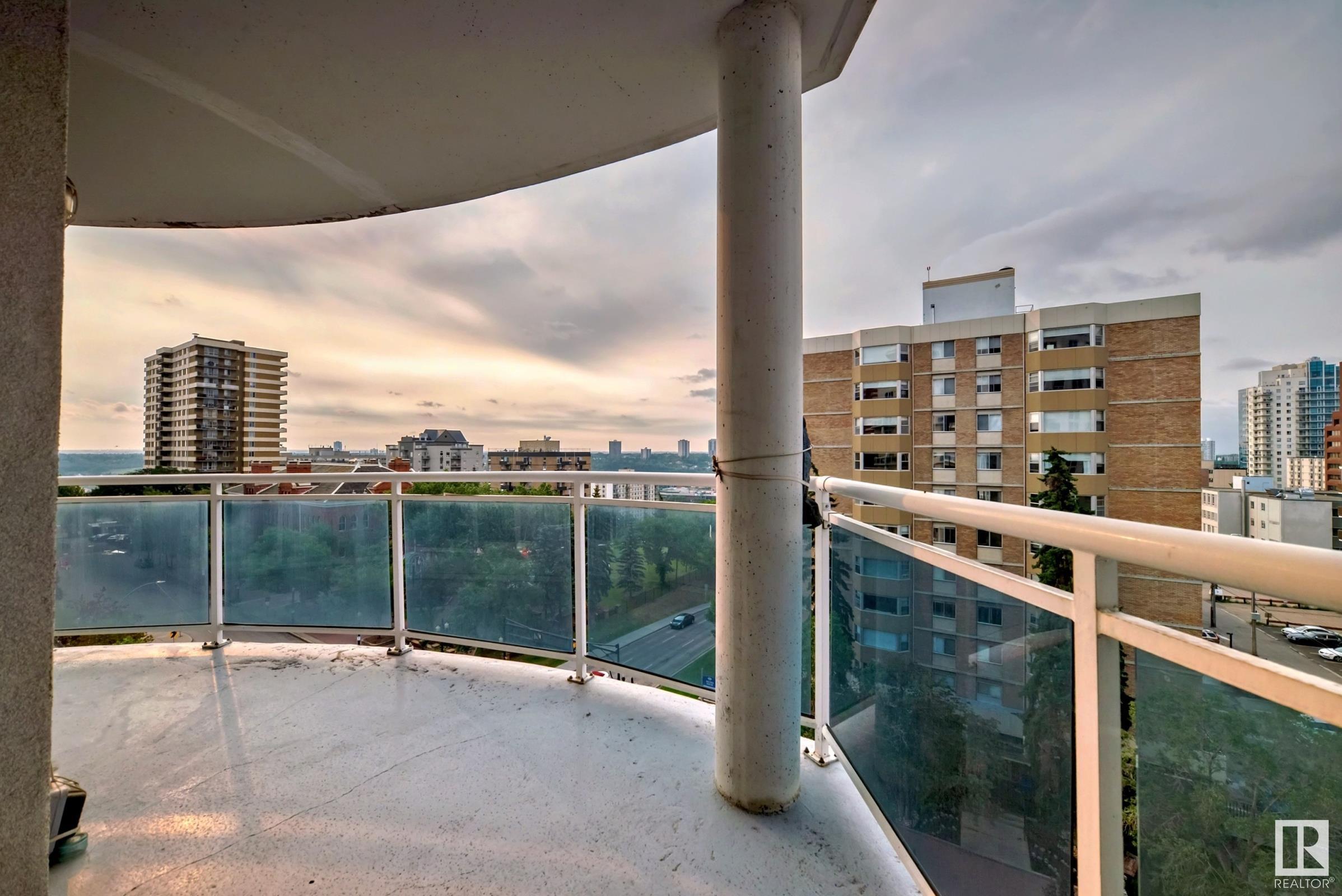      #803 10504 99 AV NW , Edmonton,  ,T5K 1B2 ;  Listing Number: MLS E4415390
