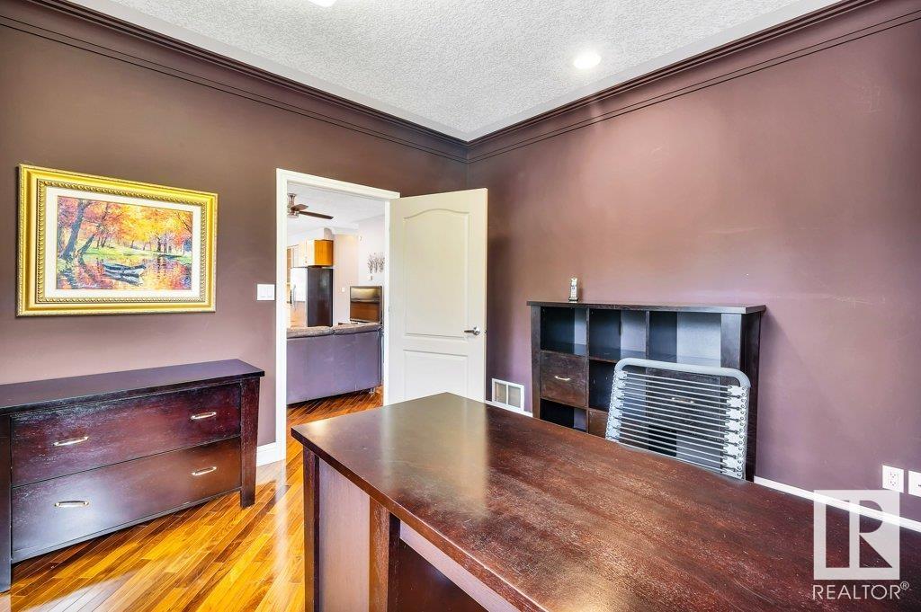      5508 ADA BV NW , Edmonton,  ,T5N 4N8 ;  Listing Number: MLS E4415426