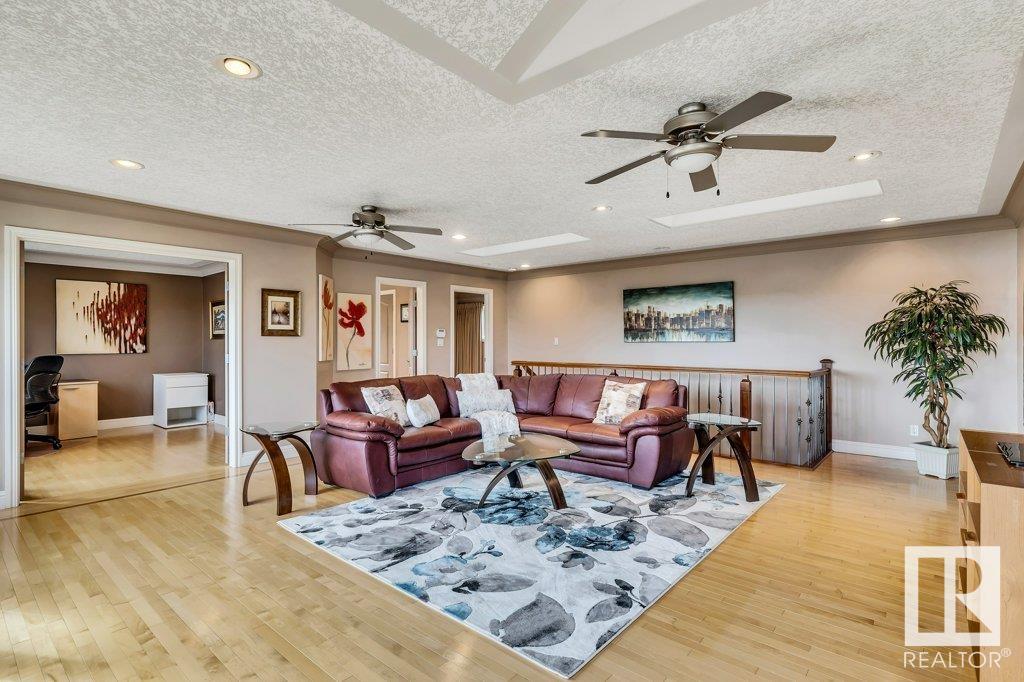      5508 ADA BV NW , Edmonton,  ,T5N 4N8 ;  Listing Number: MLS E4415426