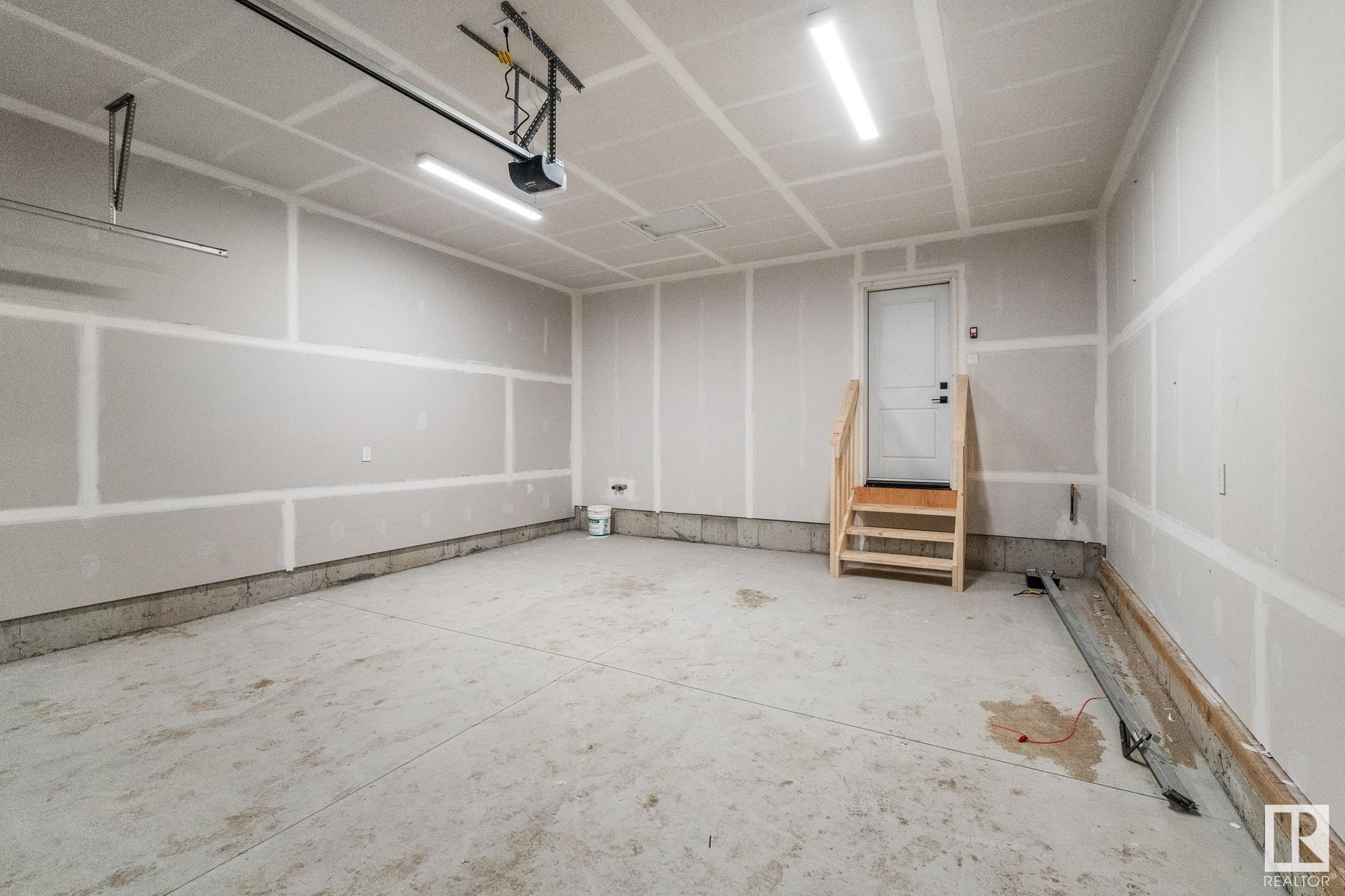      105 Newbury Ci , Sherwood Park,  ,T8B 0C4 ;  Listing Number: MLS E4415432