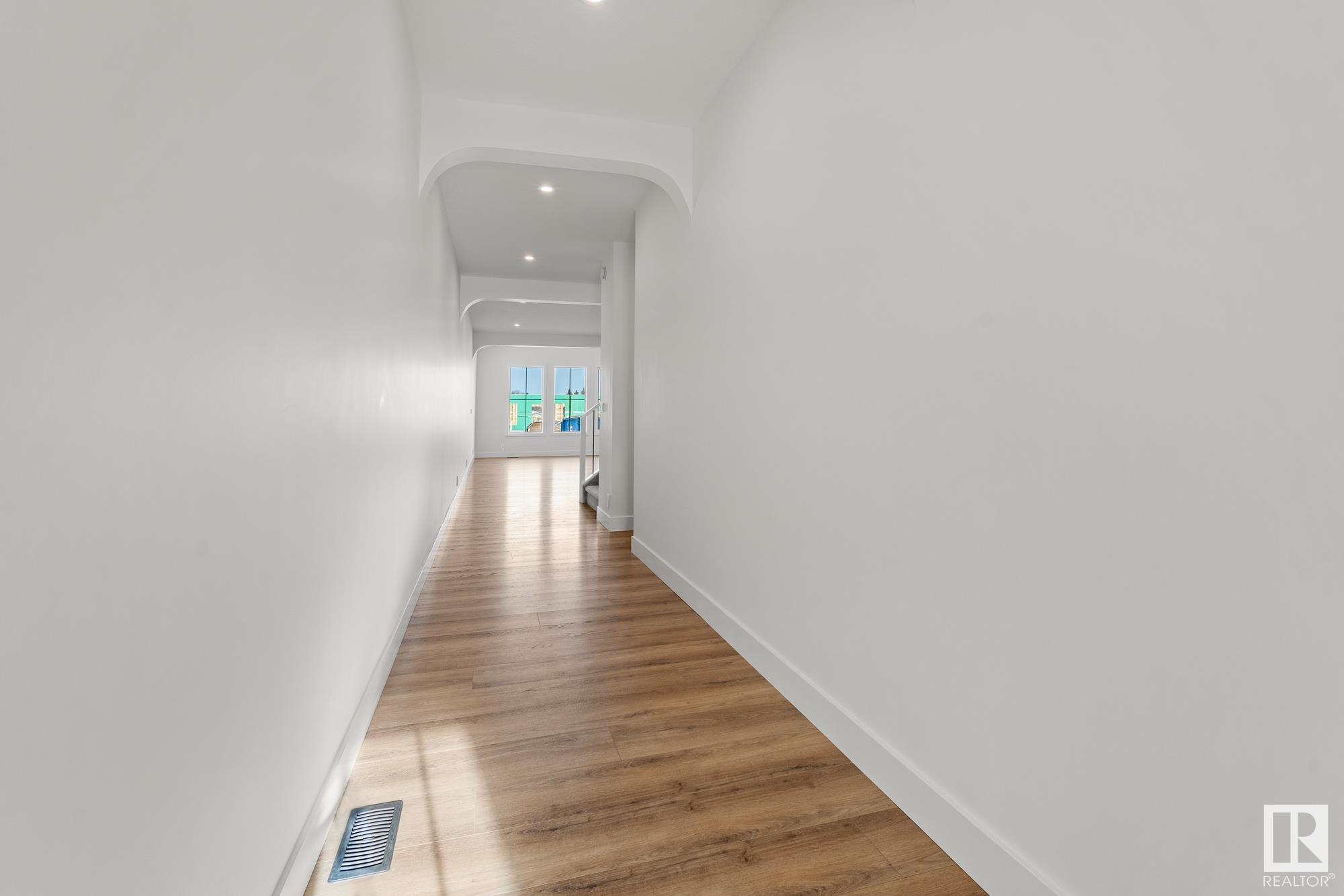      107 Newbury Cl , Sherwood Park,  ,T8B 0C4 ;  Listing Number: MLS E4415434