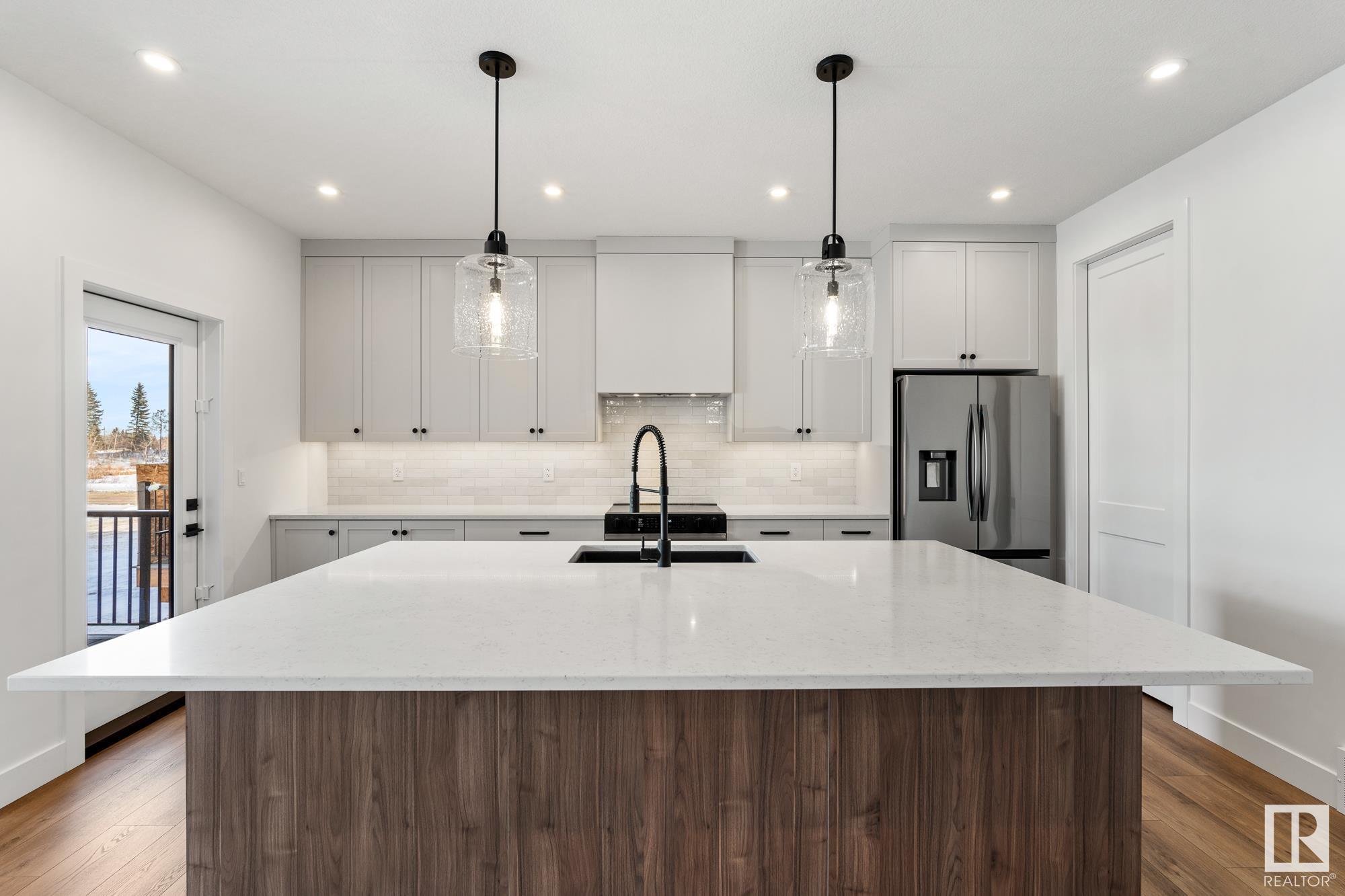      107 Newbury Cl , Sherwood Park,  ,T8B 0C4 ;  Listing Number: MLS E4415434