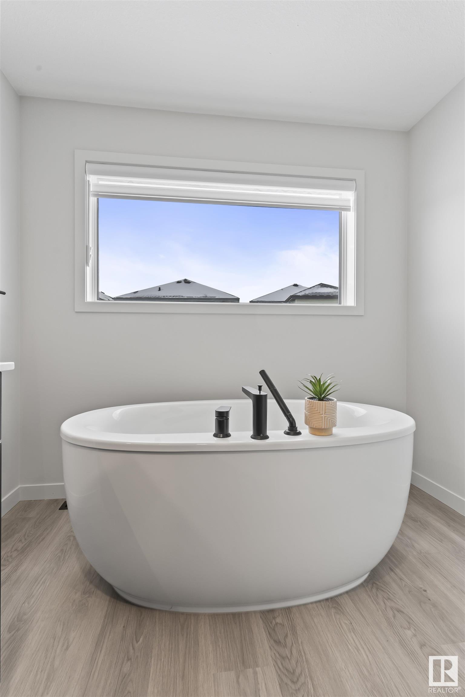      9226 PEAR DR SW , Edmonton,  ,T6X 2Z4 ;  Listing Number: MLS E4415466