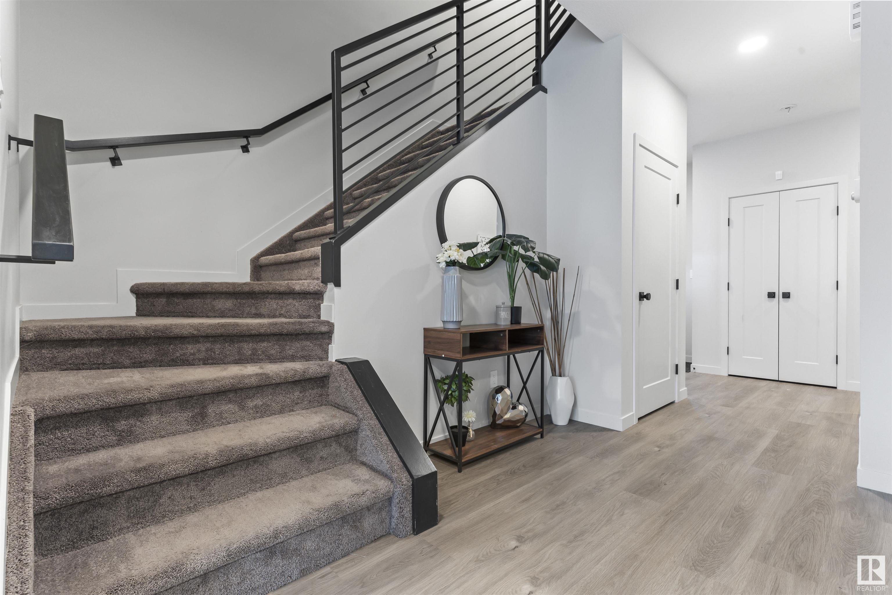      9226 PEAR DR SW , Edmonton,  ,T6X 2Z4 ;  Listing Number: MLS E4415466