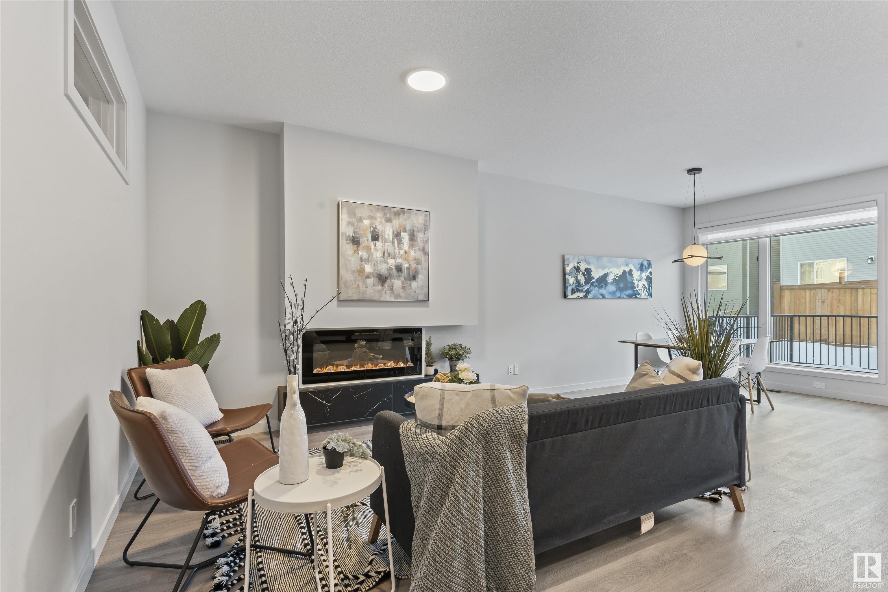      9226 PEAR DR SW , Edmonton,  ,T6X 2Z4 ;  Listing Number: MLS E4415466
