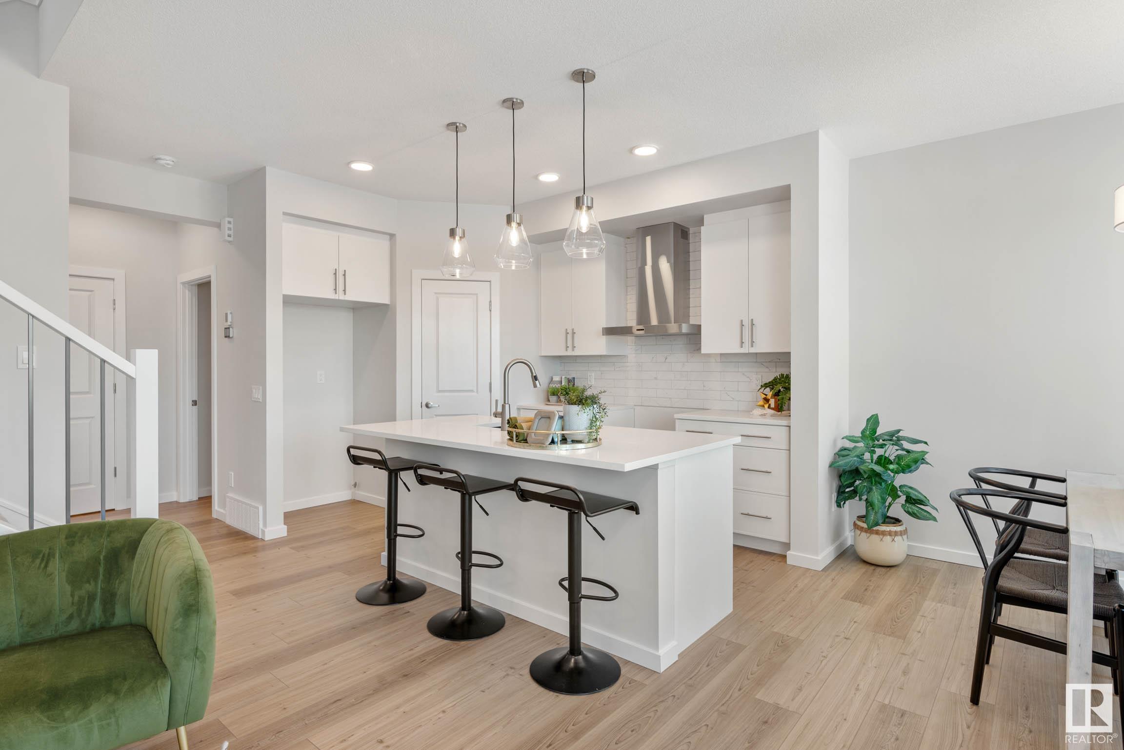      17432 2 ST NW , Edmonton,  ,T5Y 4G6 ;  Listing Number: MLS E4415476