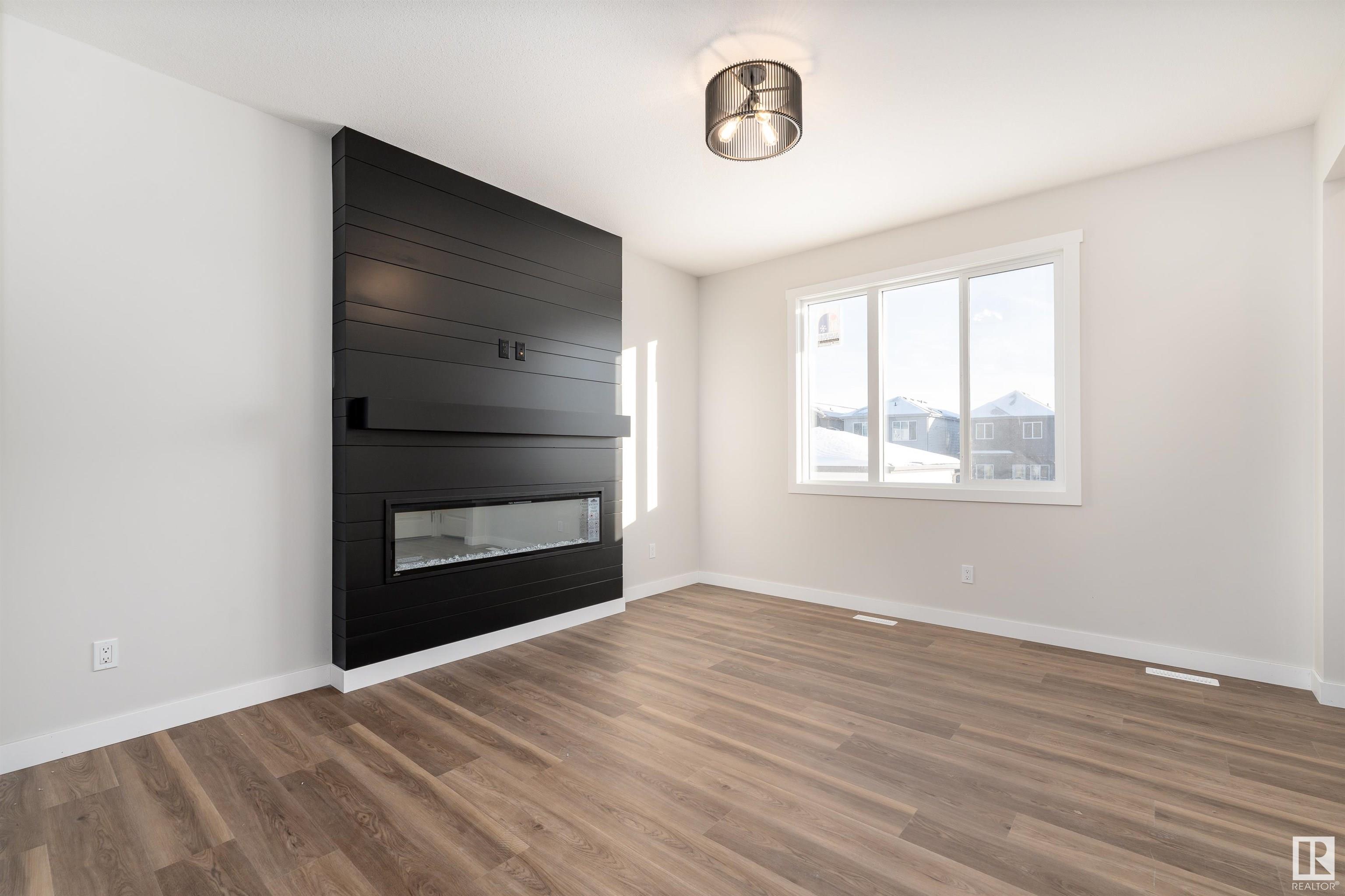      9351 222 ST NW , Edmonton,  ,T5T 7T1 ;  Listing Number: MLS E4415477