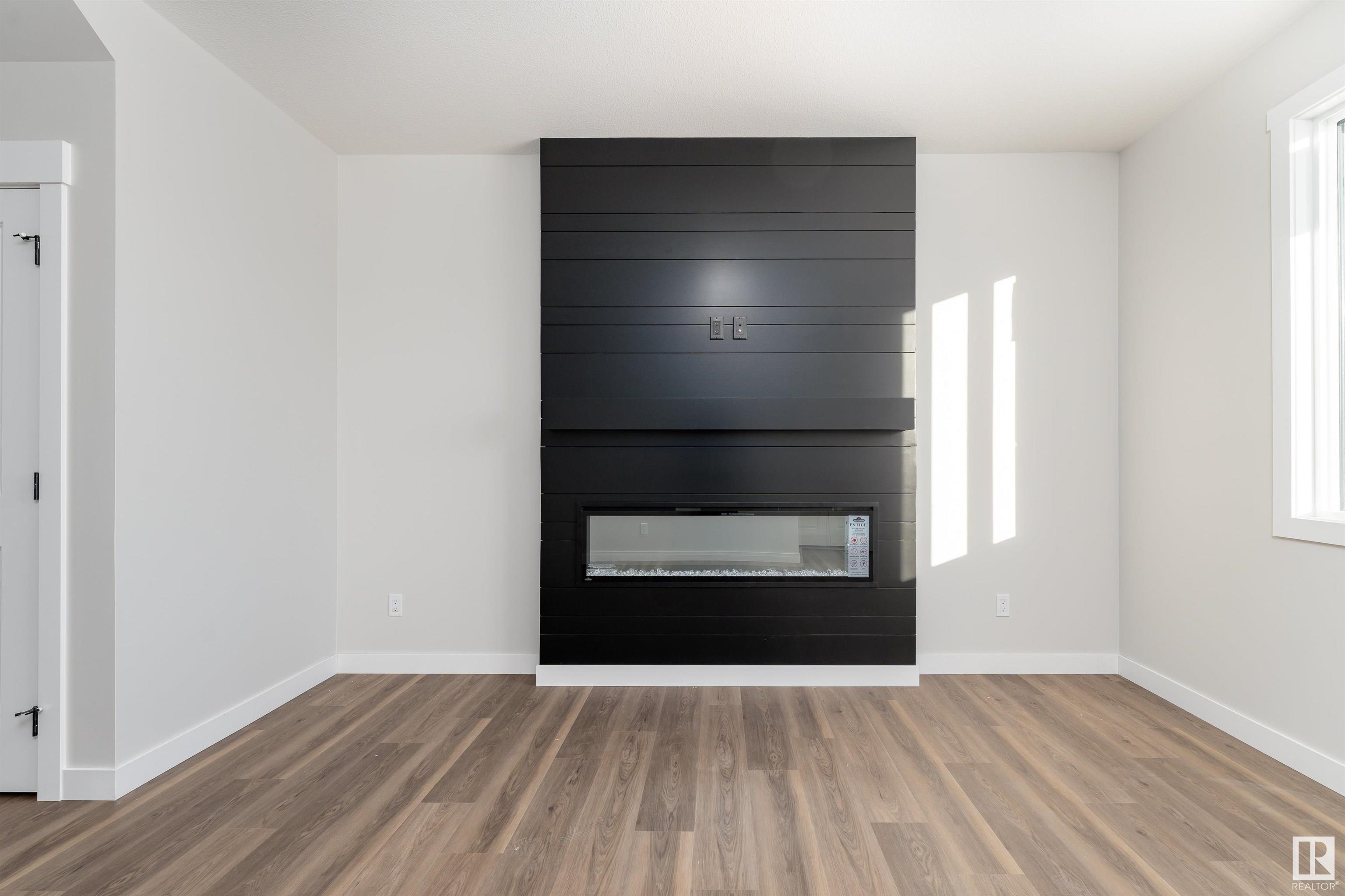      9351 222 ST NW , Edmonton,  ,T5T 7T1 ;  Listing Number: MLS E4415477