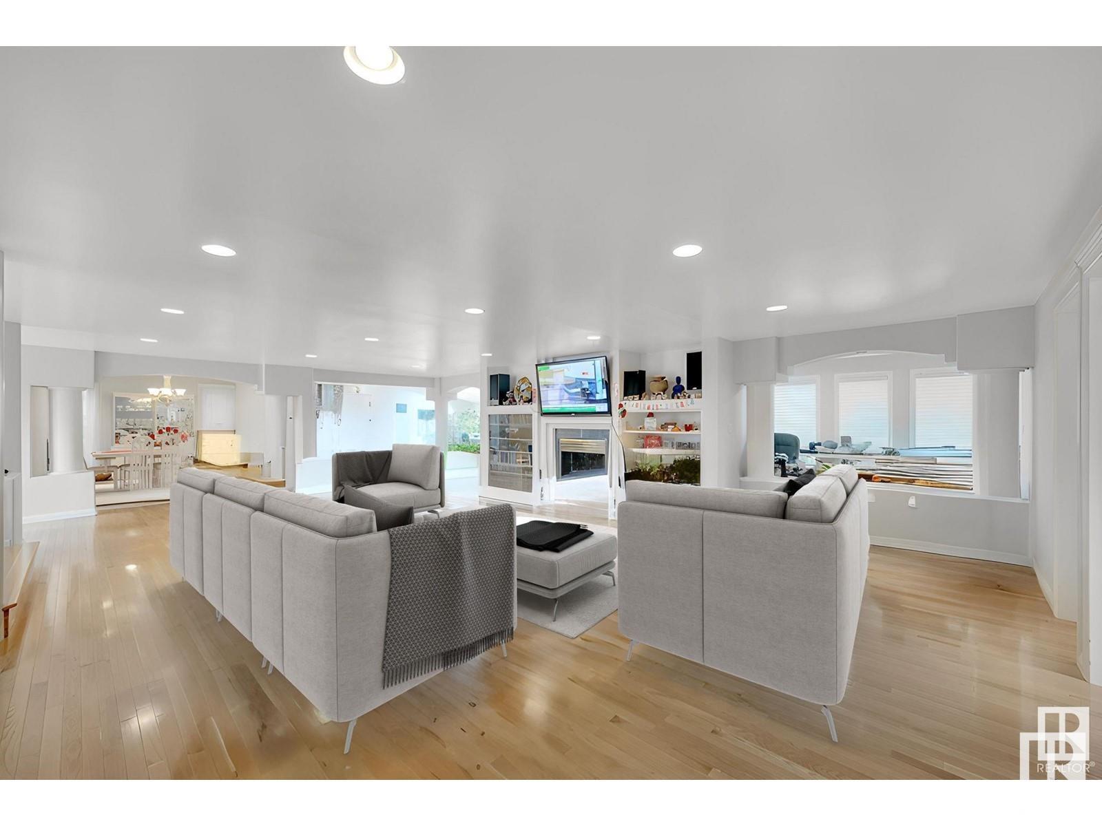      10812 5 AV SW , Edmonton,  ,T6W 1A2 ;  Listing Number: MLS E4415491
