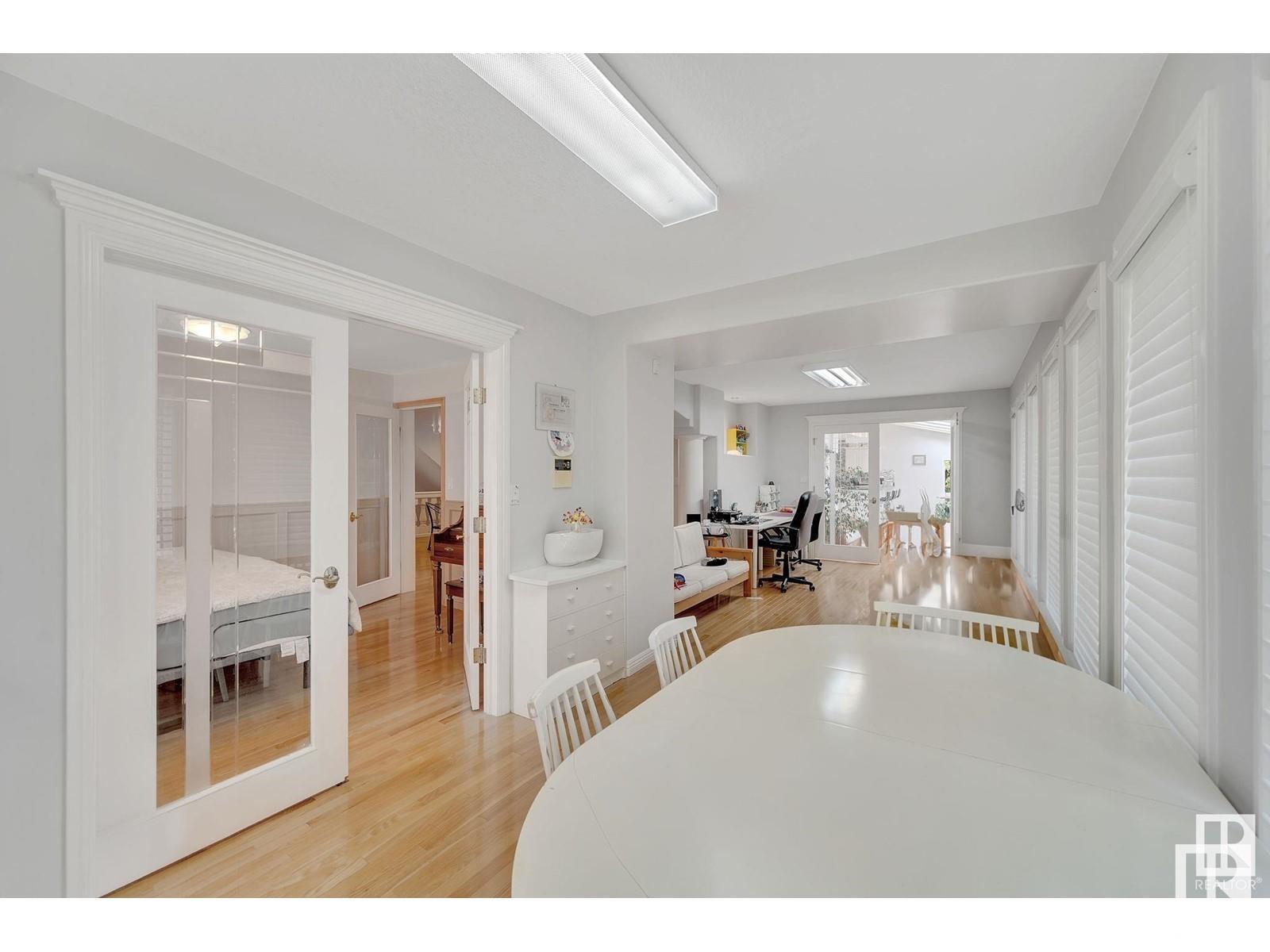      10812 5 AV SW , Edmonton,  ,T6W 1A2 ;  Listing Number: MLS E4415491