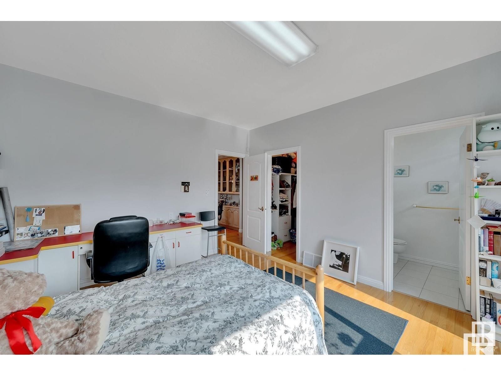      10812 5 AV SW , Edmonton,  ,T6W 1A2 ;  Listing Number: MLS E4415491