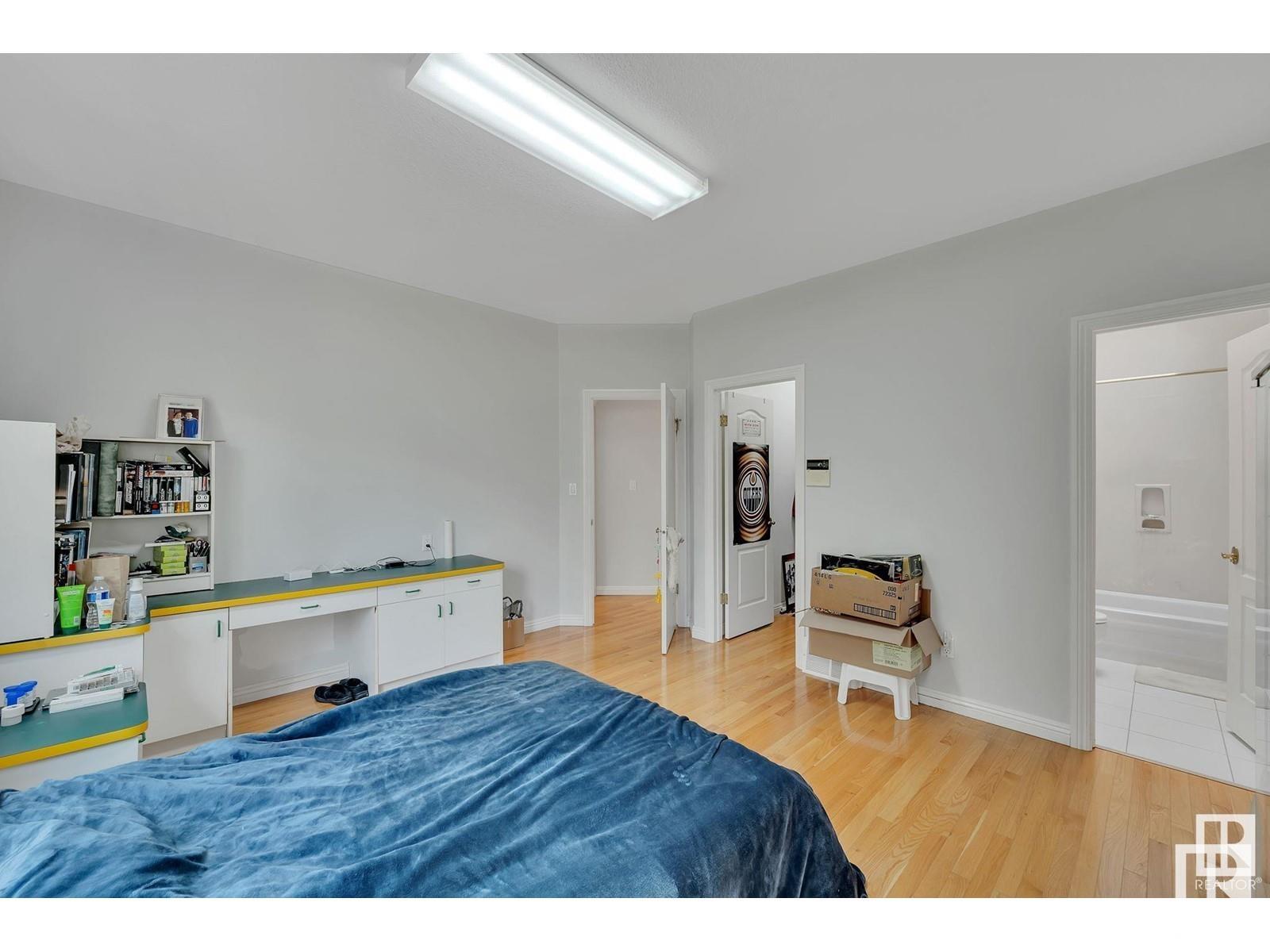      10812 5 AV SW , Edmonton,  ,T6W 1A2 ;  Listing Number: MLS E4415491