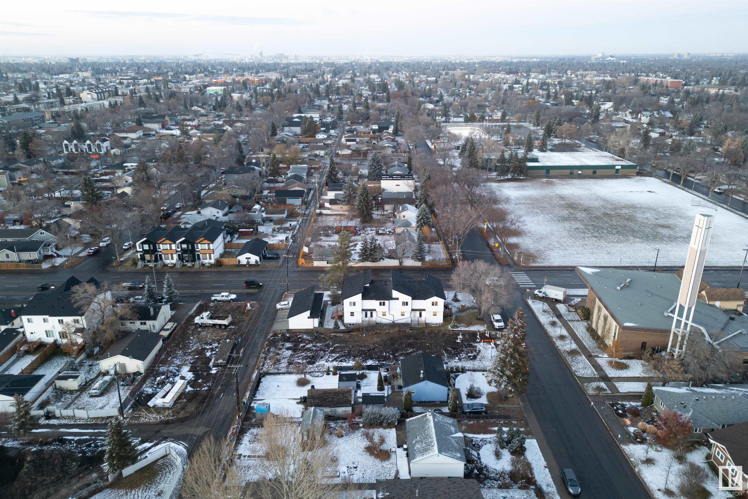      15303-15309 95 AV NW , Edmonton,  ,T5R 1R3 ;  Listing Number: MLS E4415506