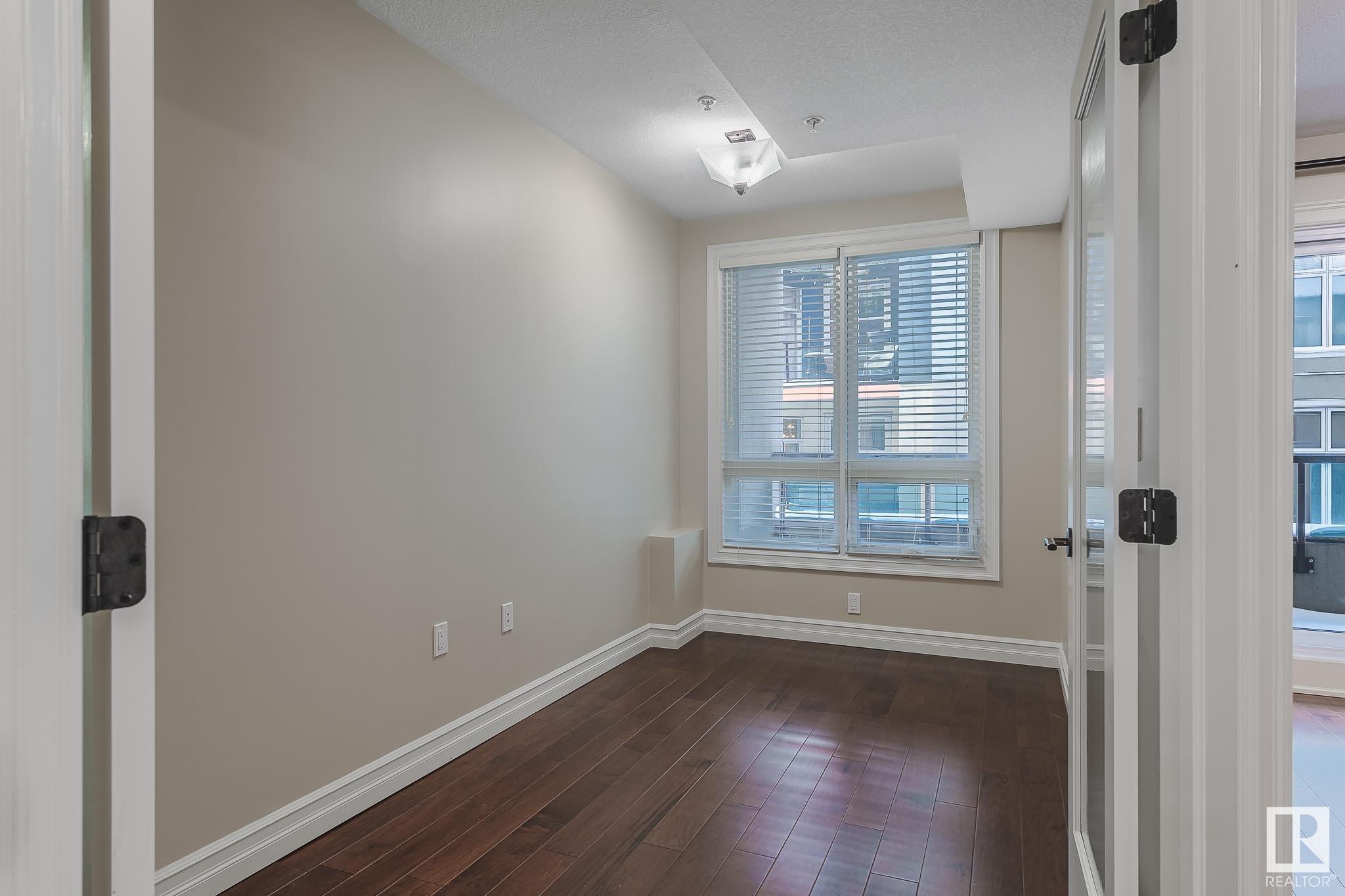      #224 10142 111 ST NW , Edmonton,  ,T5K 1K6 ;  Listing Number: MLS E4415507