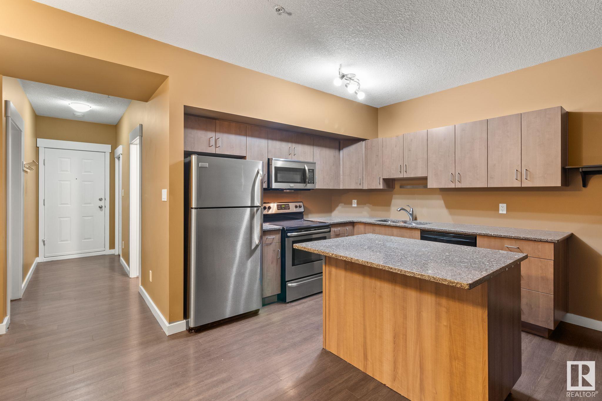      #514 10518 113 ST NW , Edmonton,  ,T5H 3H5 ;  Listing Number: MLS E4415511