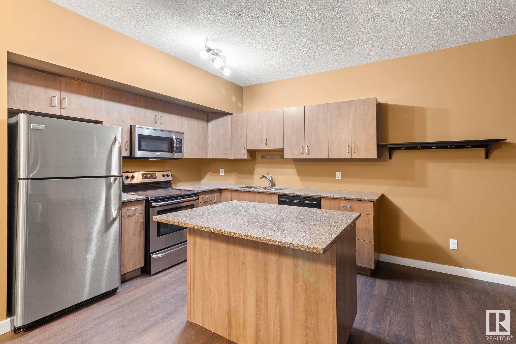      #514 10518 113 ST NW , Edmonton,  ,T5H 3H5 ;  Listing Number: MLS E4415511