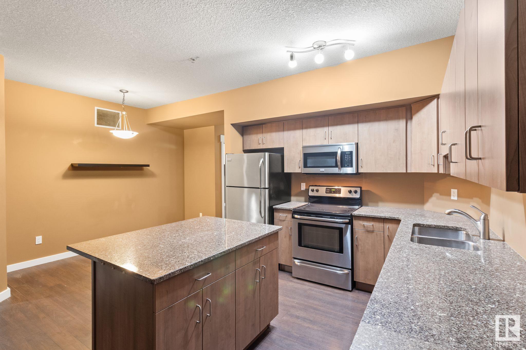      #514 10518 113 ST NW , Edmonton,  ,T5H 3H5 ;  Listing Number: MLS E4415511