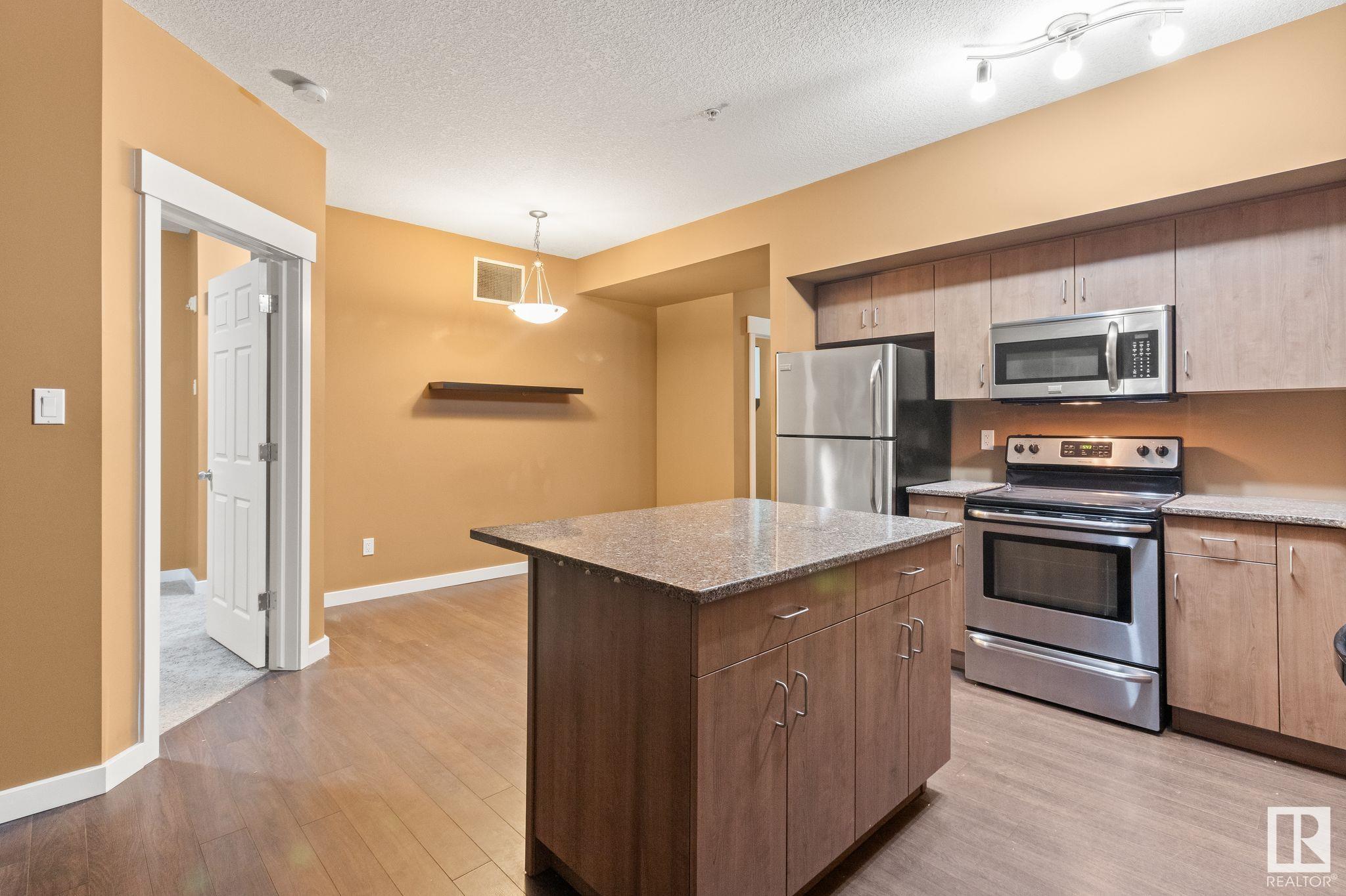      #514 10518 113 ST NW , Edmonton,  ,T5H 3H5 ;  Listing Number: MLS E4415511