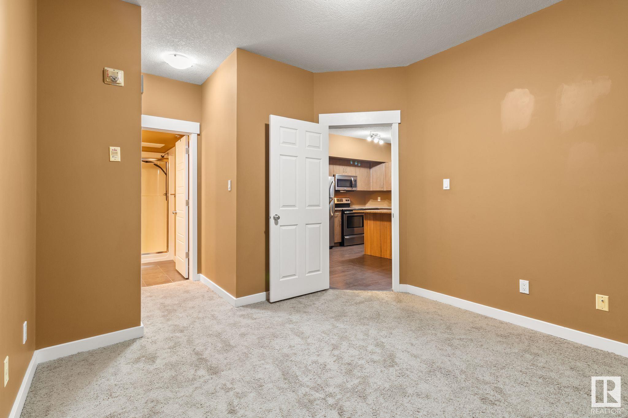      #514 10518 113 ST NW , Edmonton,  ,T5H 3H5 ;  Listing Number: MLS E4415511