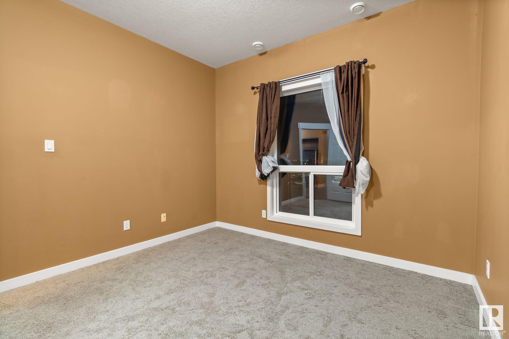      #514 10518 113 ST NW , Edmonton,  ,T5H 3H5 ;  Listing Number: MLS E4415511