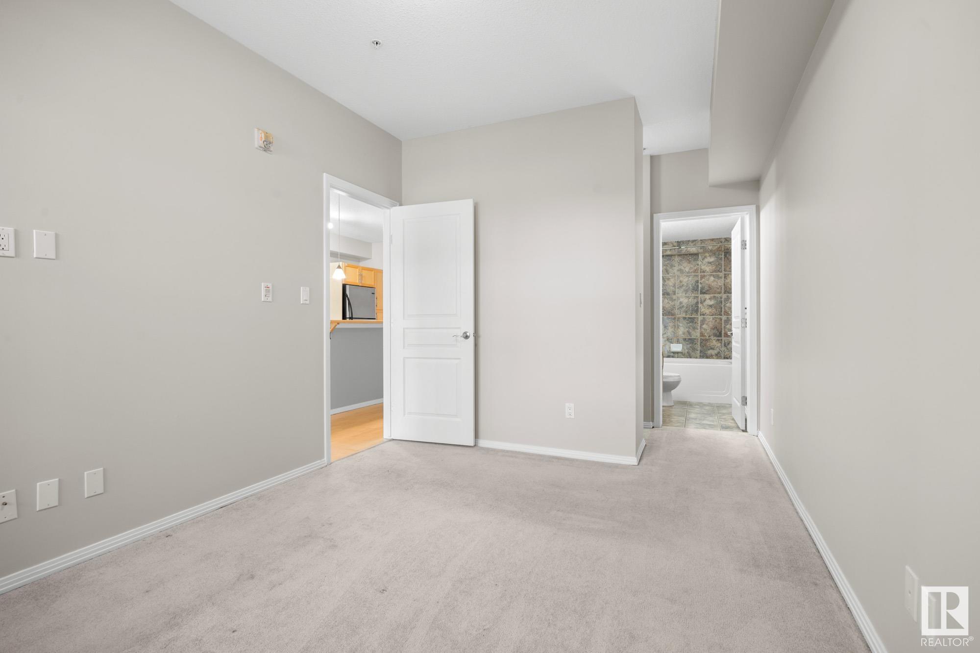      #307 10503 98 AV NW , Edmonton,  ,T5K 0B2 ;  Listing Number: MLS E4415512