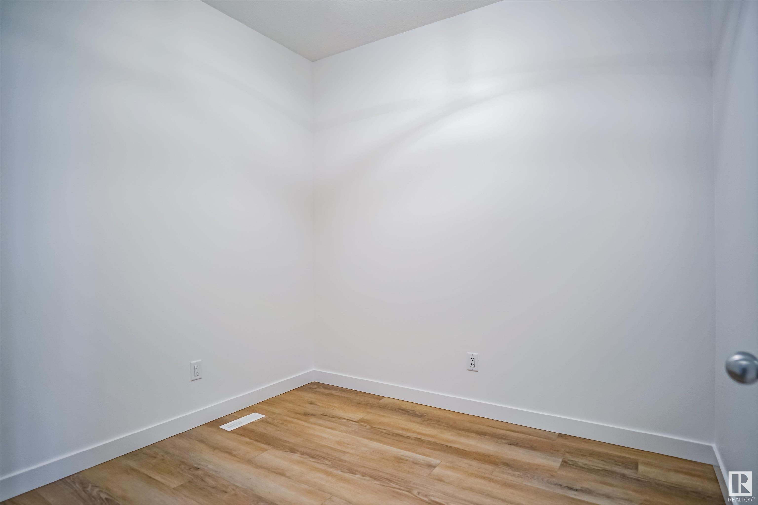      9708 Carson PL SW , Edmonton,  ,T6W 5P9 ;  Listing Number: MLS E4415521