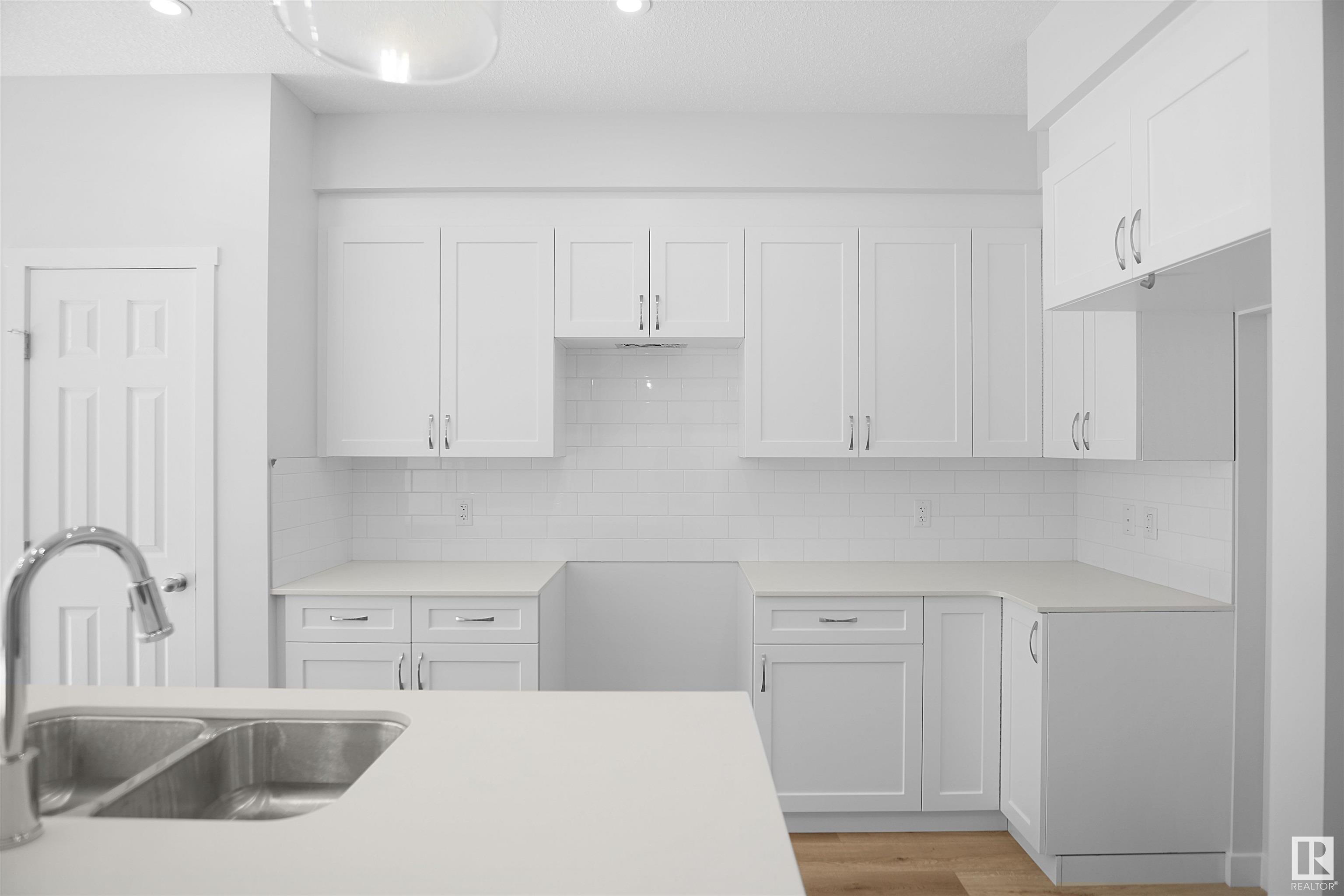      9706 Carson PL SW , Edmonton,  ,T6W 5P9 ;  Listing Number: MLS E4415522