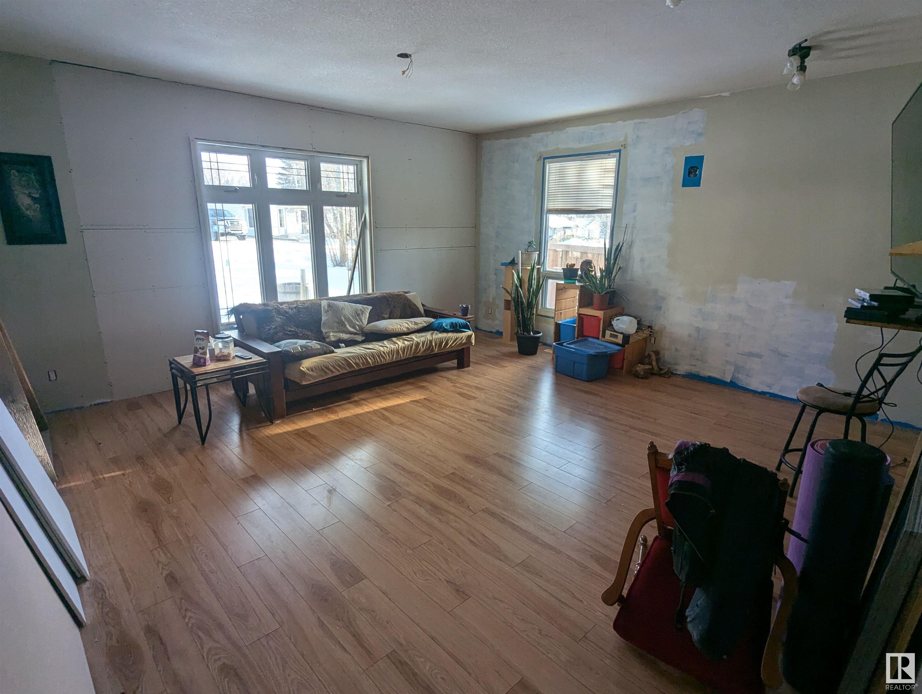      525 5 ST , Rural Lac Ste. Anne County,  ,T0E 1A6 ;  Listing Number: MLS E4415545
