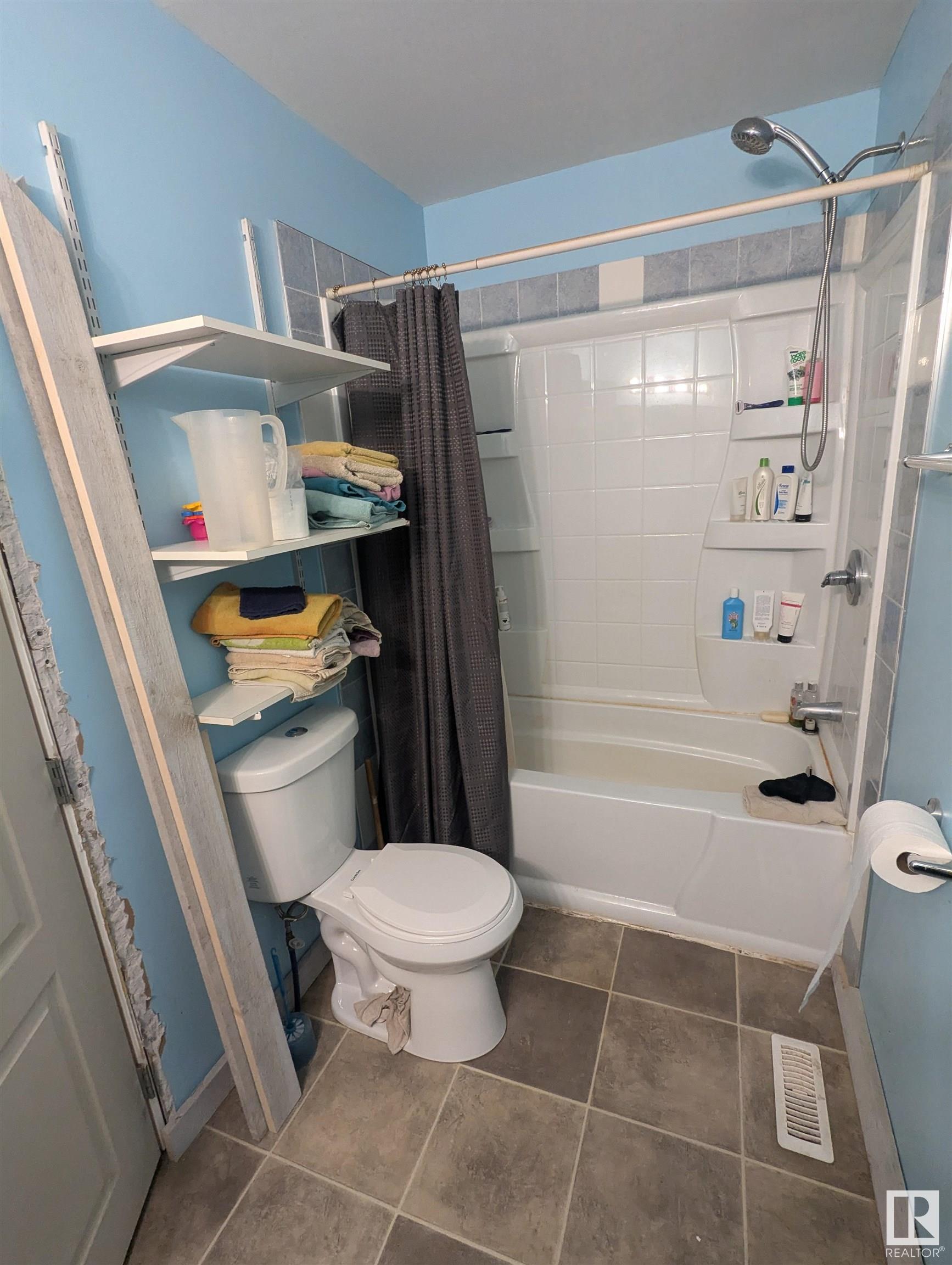      525 5 ST , Rural Lac Ste. Anne County,  ,T0E 1A6 ;  Listing Number: MLS E4415545