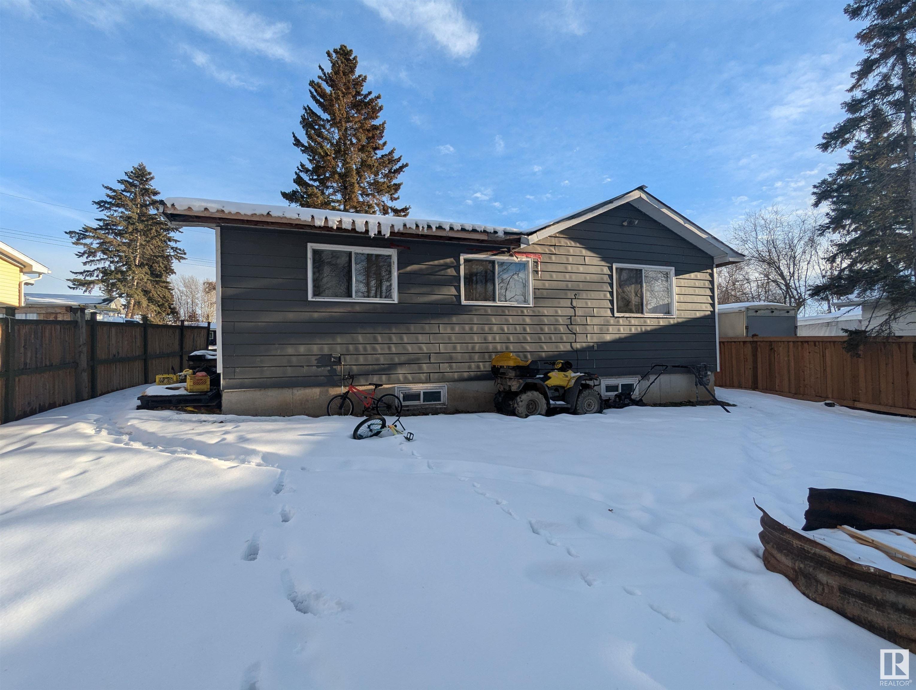      525 5 ST , Rural Lac Ste. Anne County,  ,T0E 1A6 ;  Listing Number: MLS E4415545