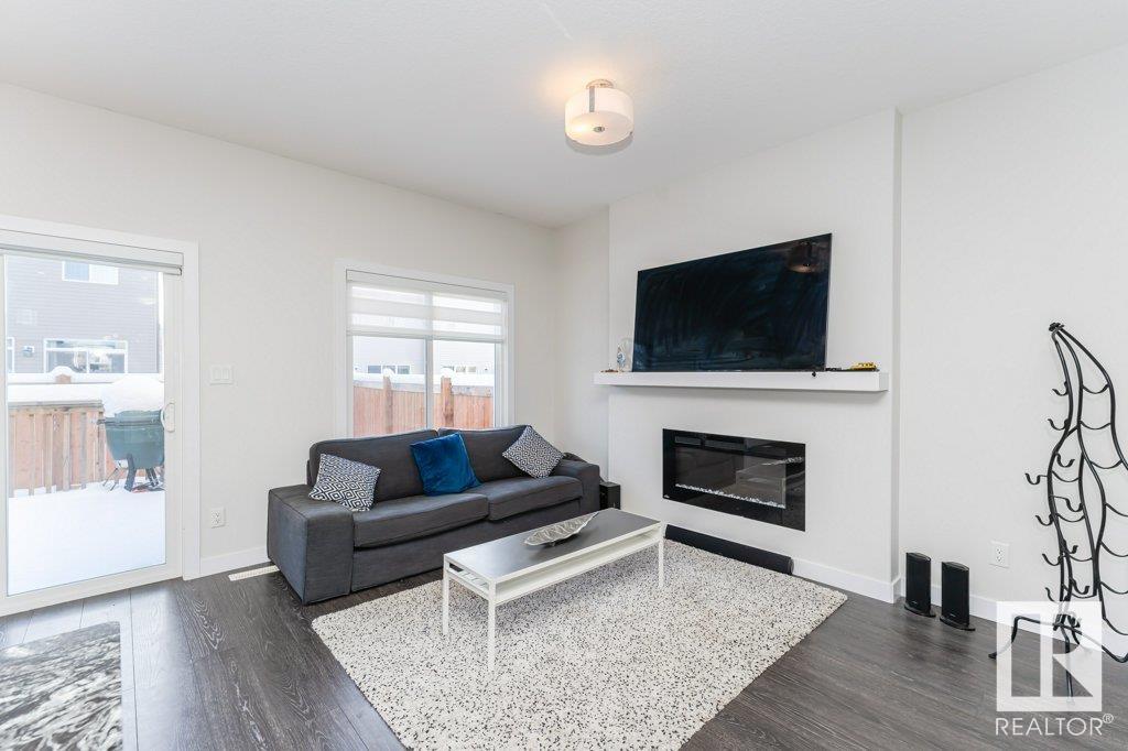      9162 Cooper Crescent SW , Edmonton,  ,T6W 3K9 ;  Listing Number: MLS E4415562