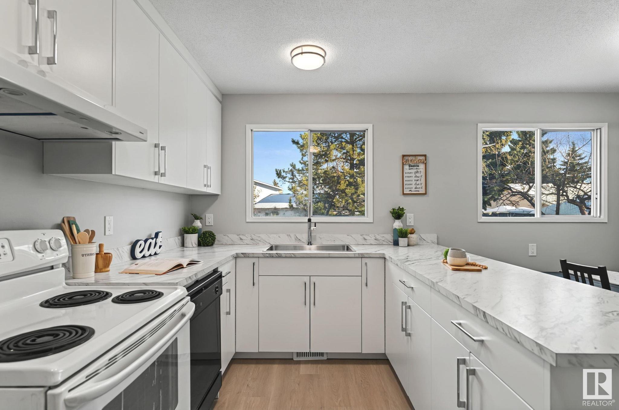      6247 187 ST NW , Edmonton,  ,T5T 2R7 ;  Listing Number: MLS E4415564